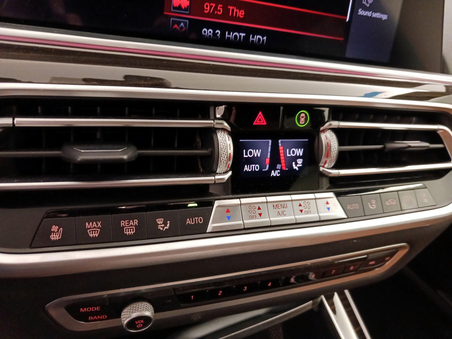 Thumbnail: 2021 BMW X5 - 17