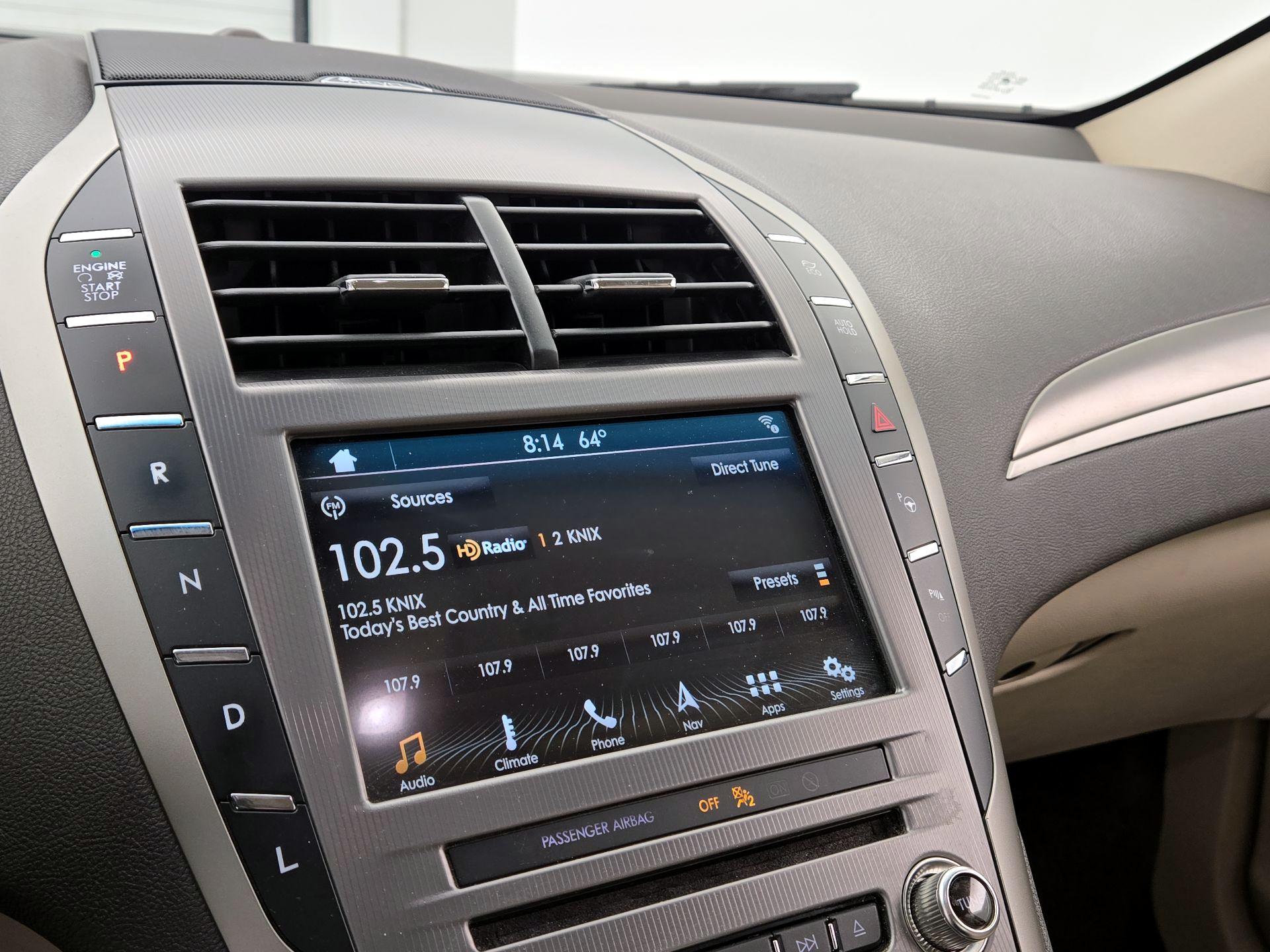 Thumbnail: 2017 Lincoln MKZ - 16