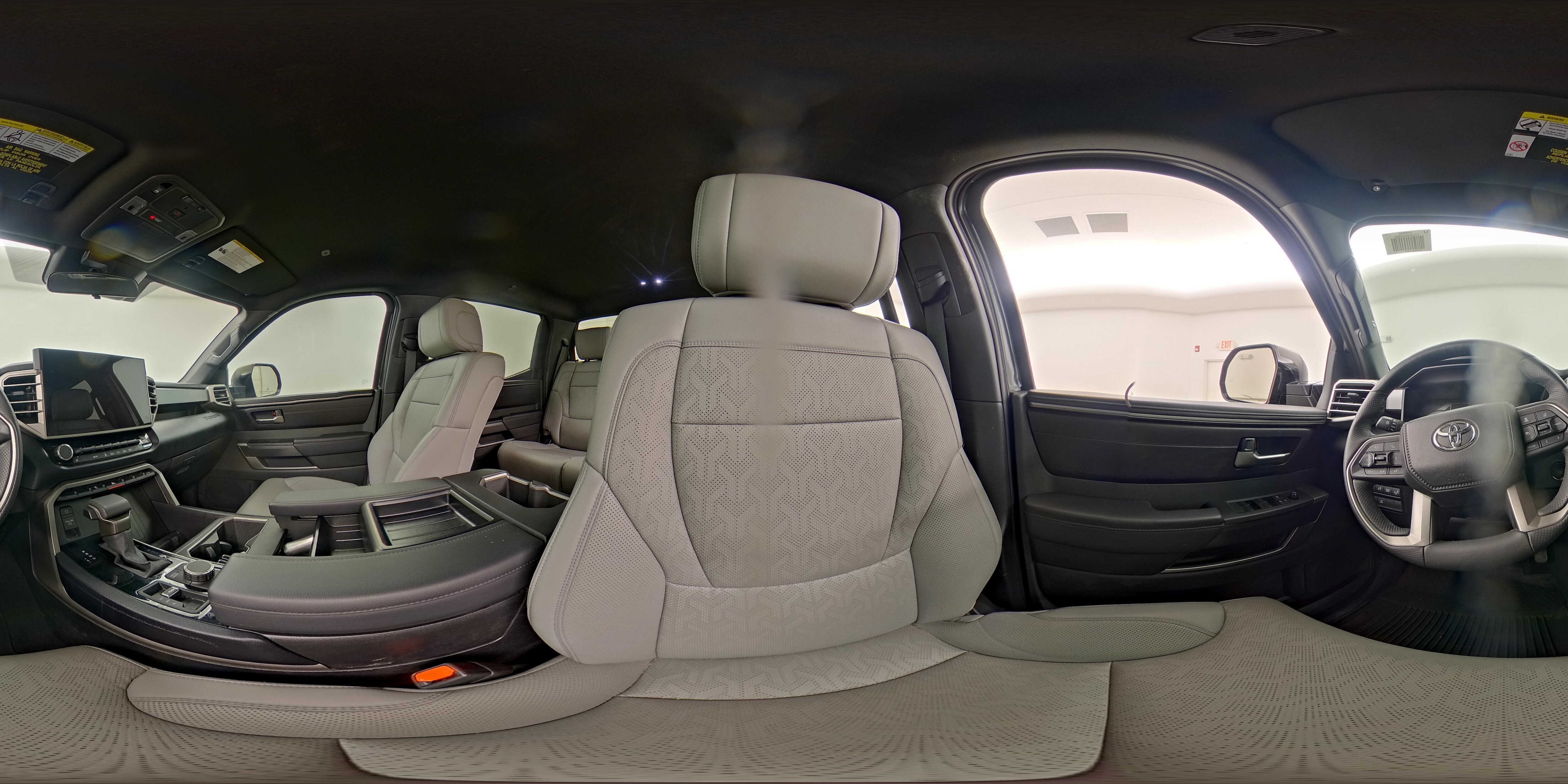 2025 Toyota Tundra SR5 - Photo 26