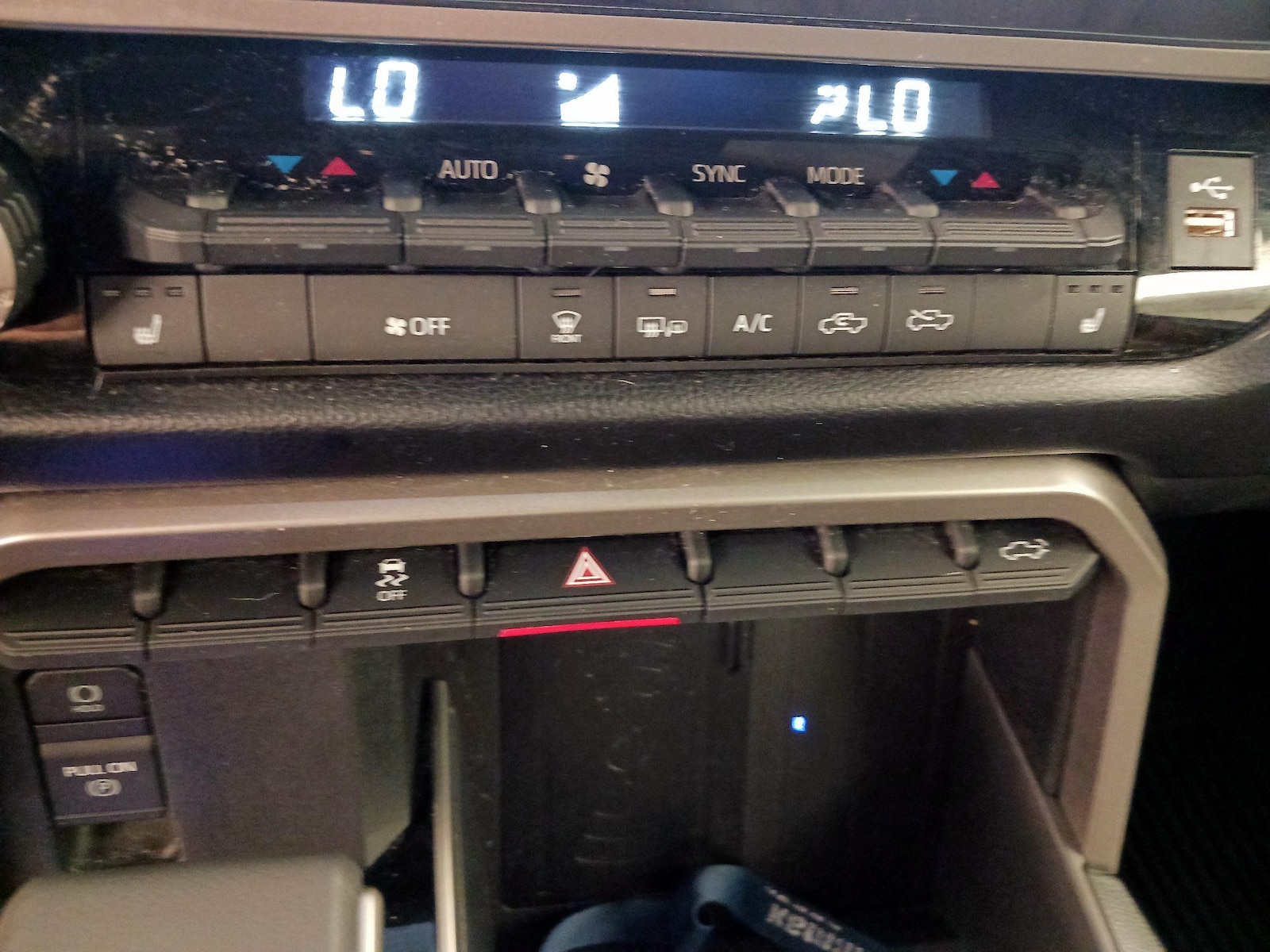 2025 Toyota Tundra SR5 - Photo 17