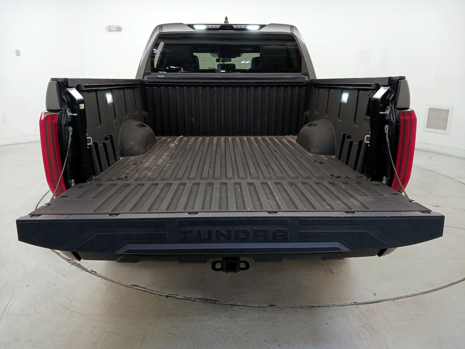 2025 Toyota Tundra SR5 - Photo 21