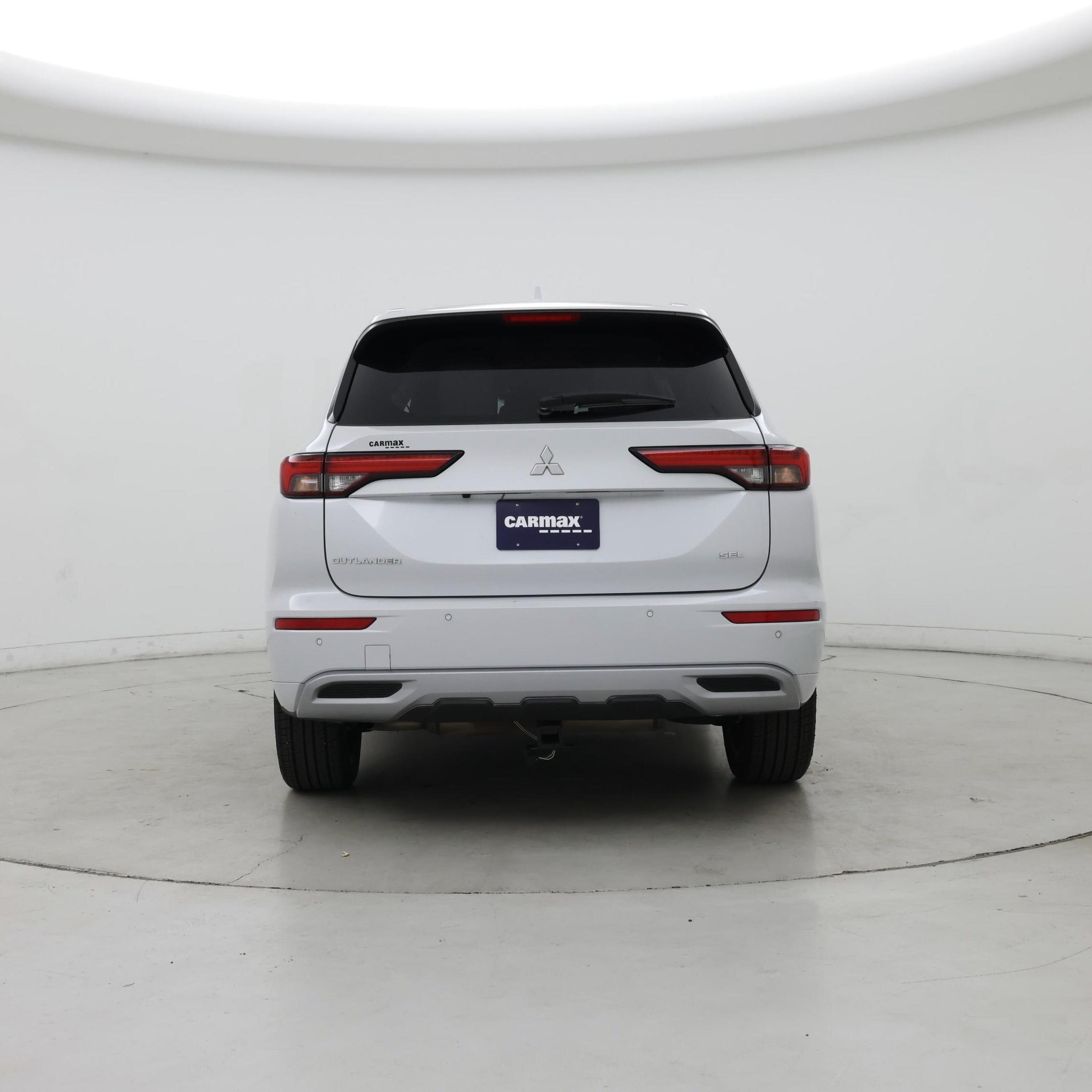 Thumbnail: 2023 Mitsubishi Outlander - 6