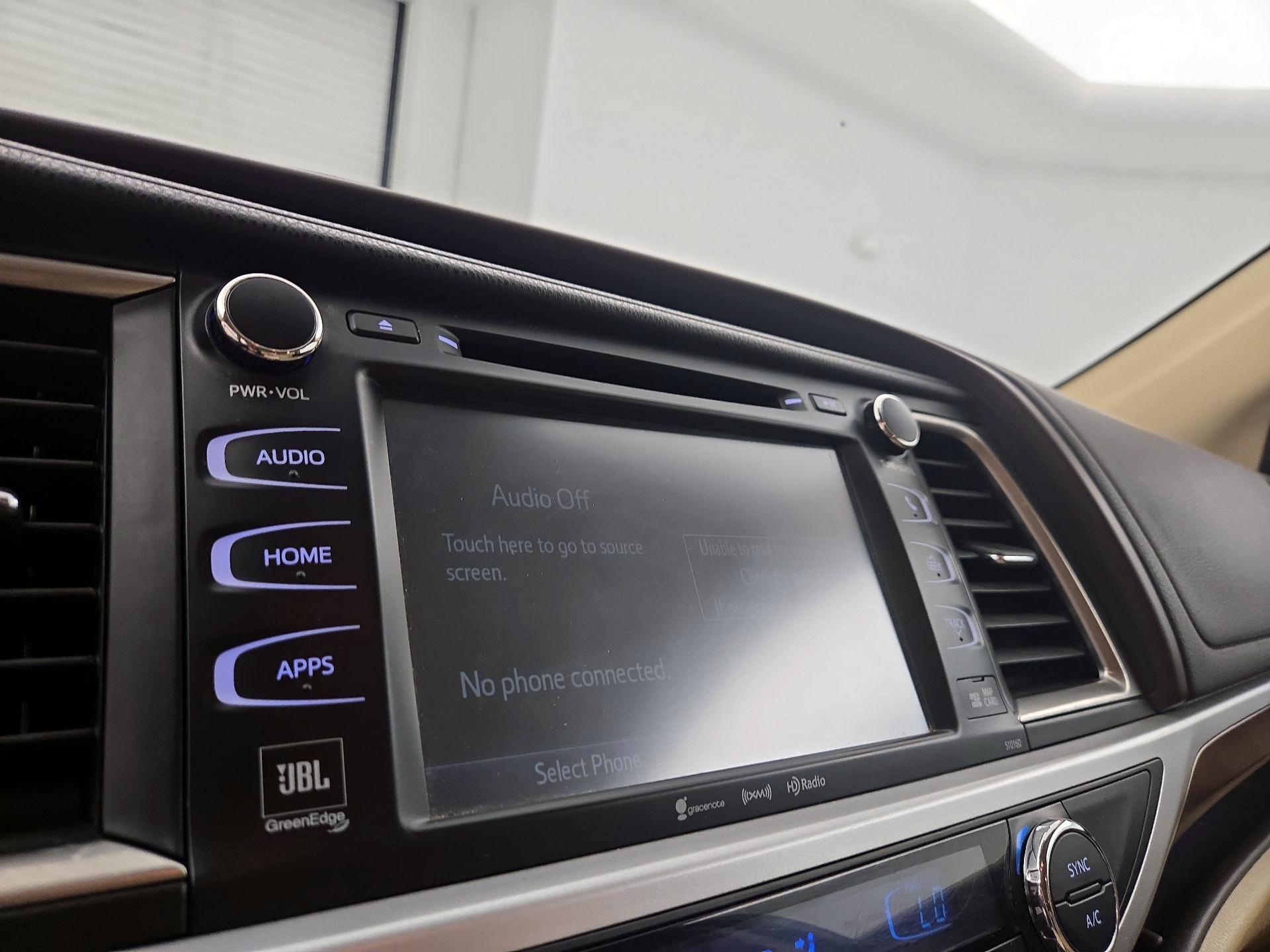 Thumbnail: 2016 Toyota Highlander - 15