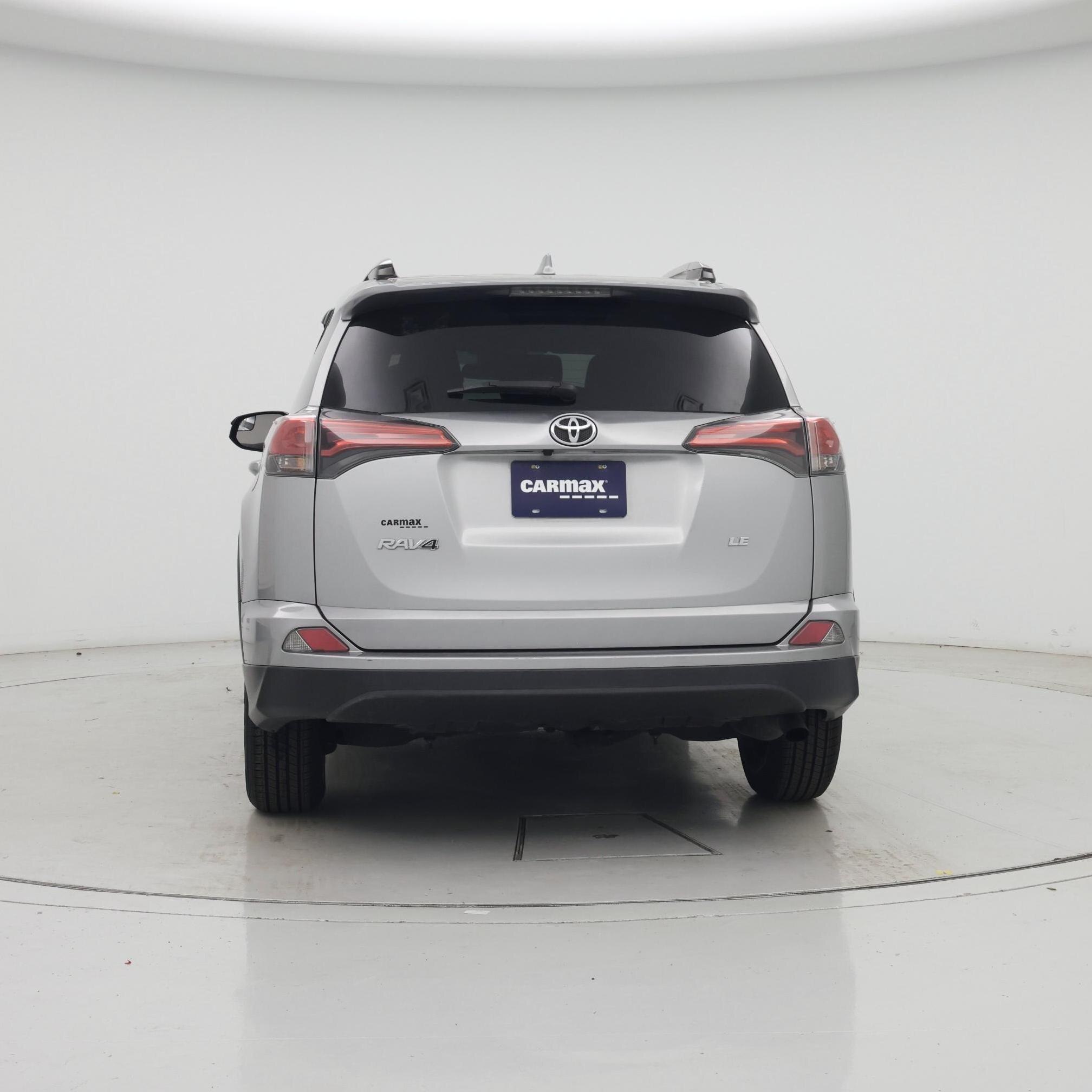 Thumbnail: 2017 Toyota RAV4 - 6