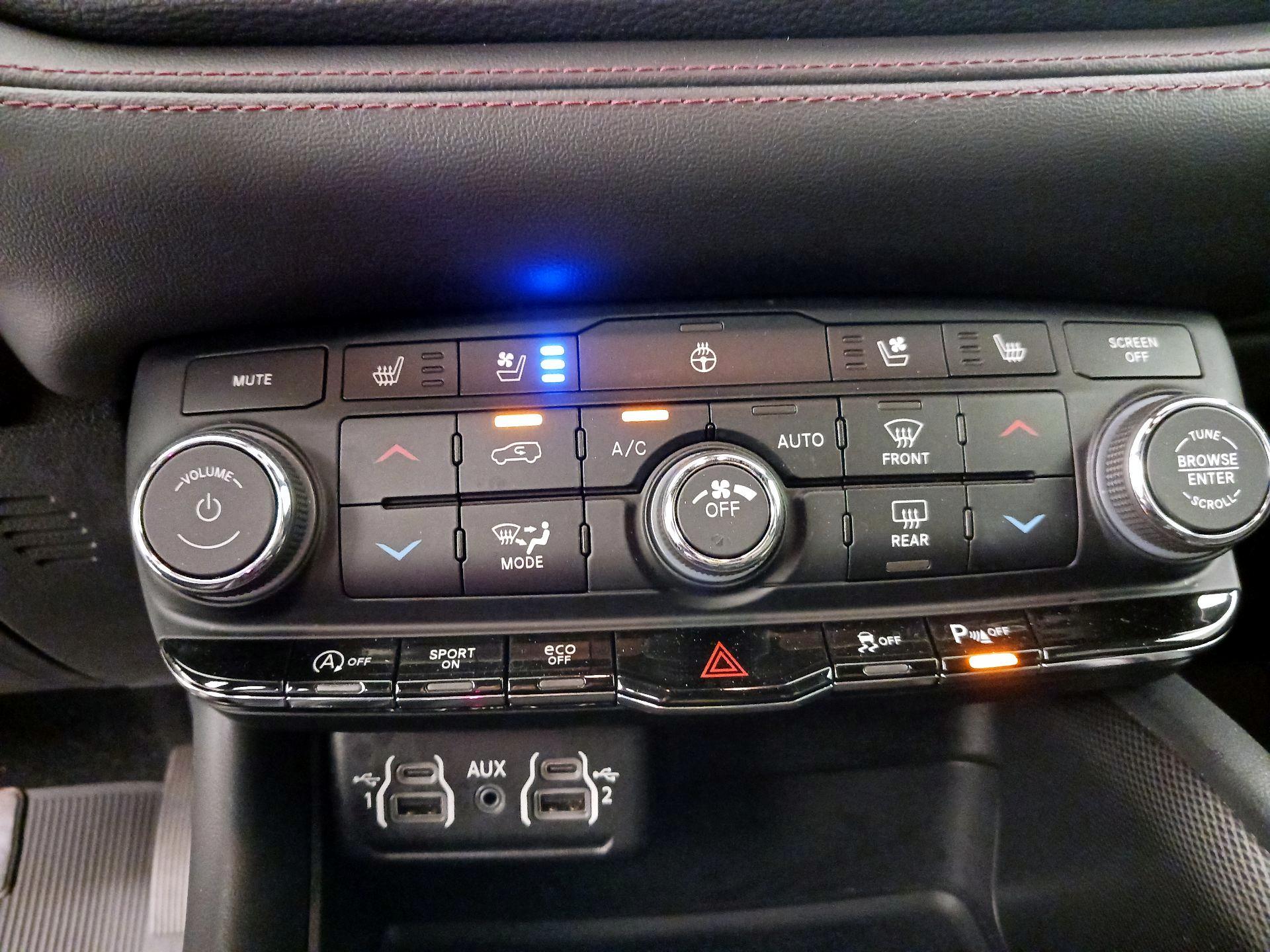 Thumbnail: 2023 Dodge Durango - 17