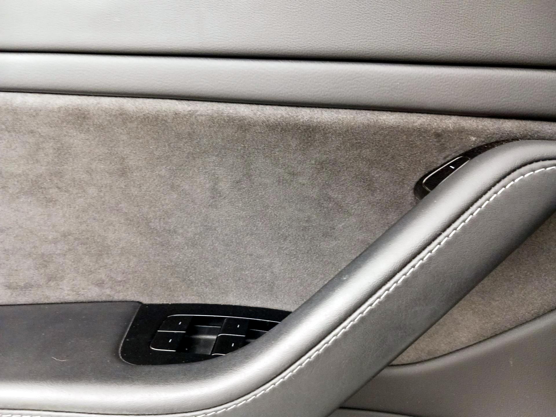 Thumbnail: 2020 Tesla Model 3 - 12