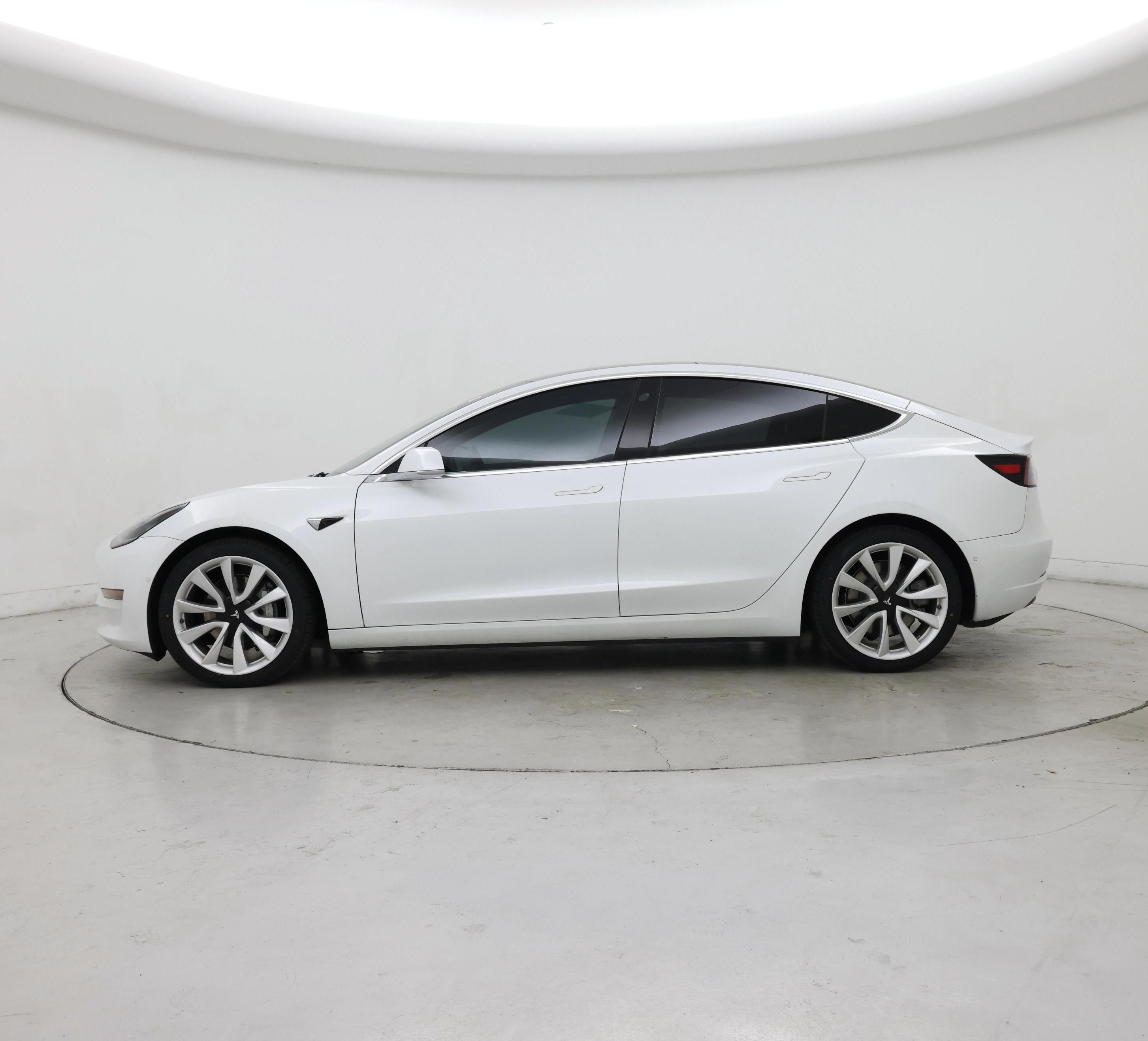 Thumbnail: 2020 Tesla Model 3 - 3