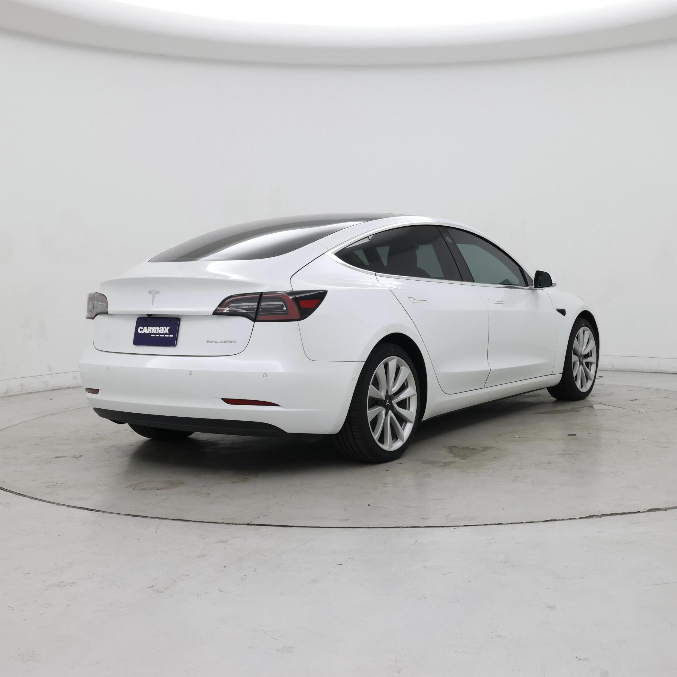 Thumbnail: 2020 Tesla Model 3 - 8