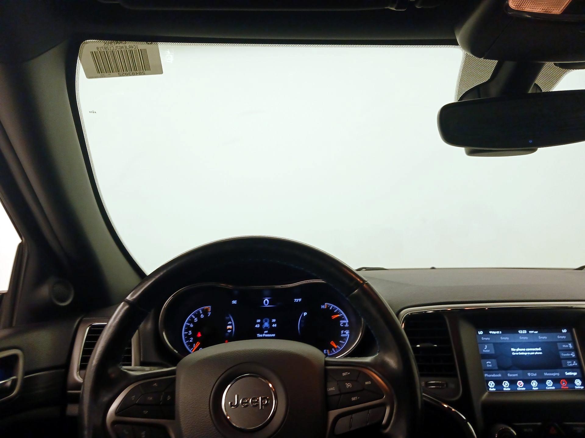 Thumbnail: 2020 Jeep Grand Cherokee - 10