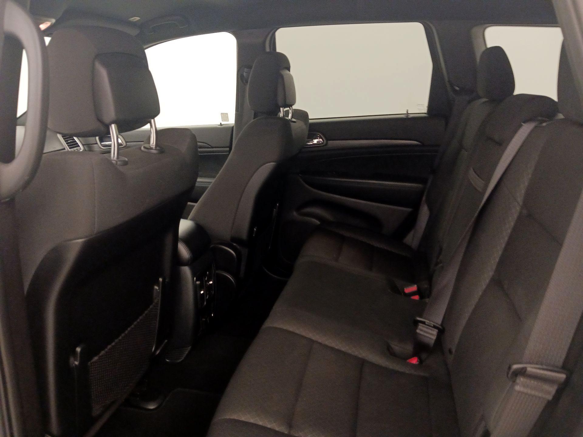 Thumbnail: 2020 Jeep Grand Cherokee - 19