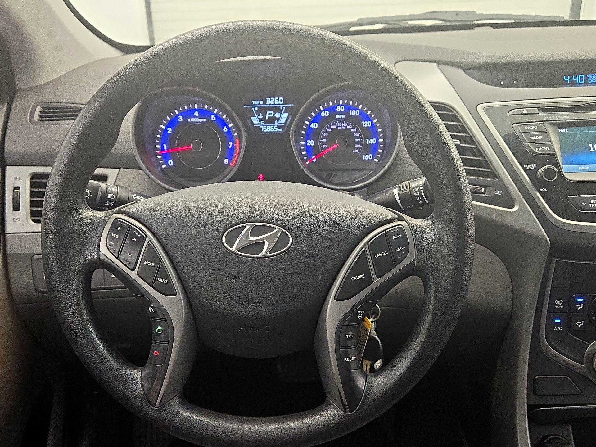 Thumbnail: 2015 Hyundai Elantra - 10