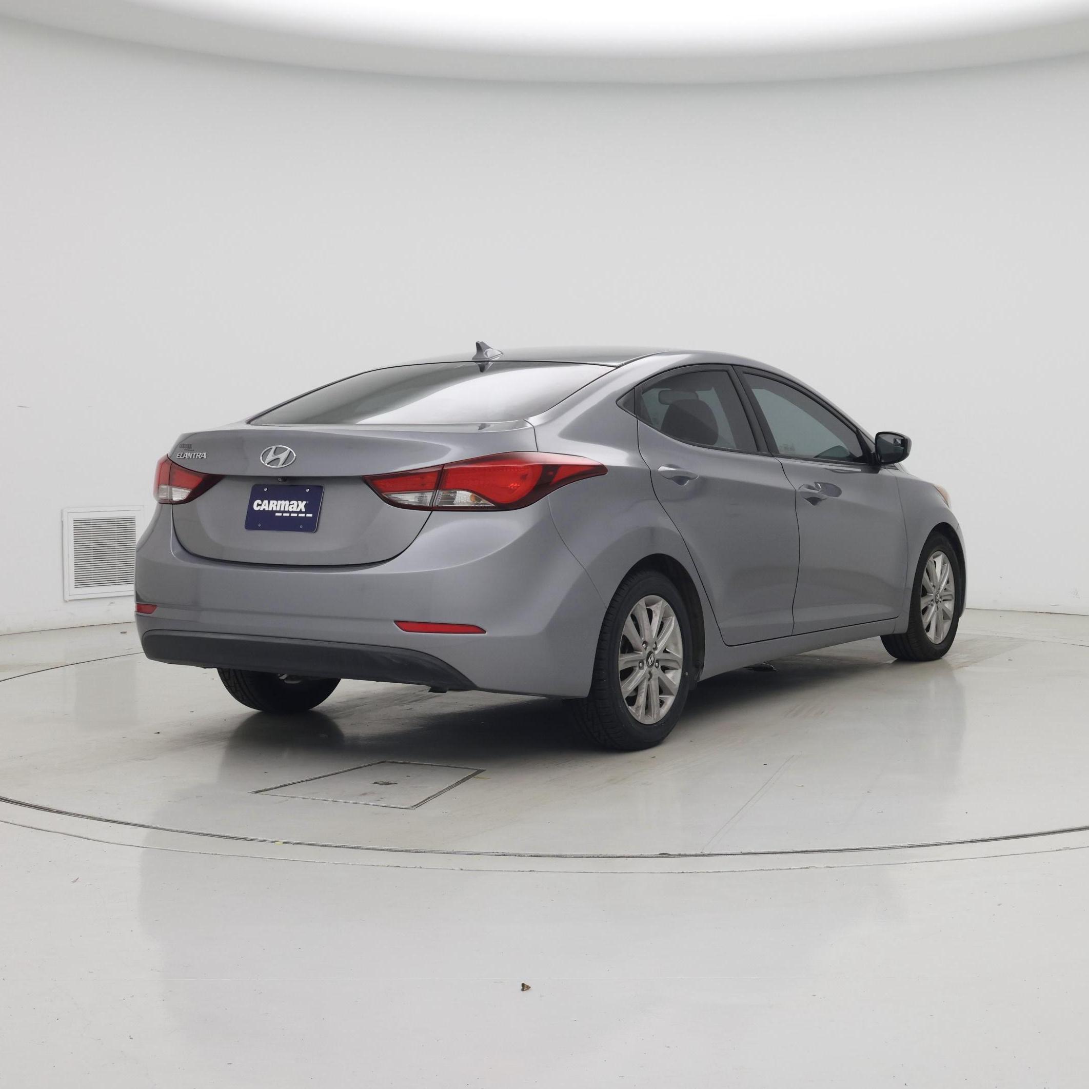 Thumbnail: 2015 Hyundai Elantra - 8
