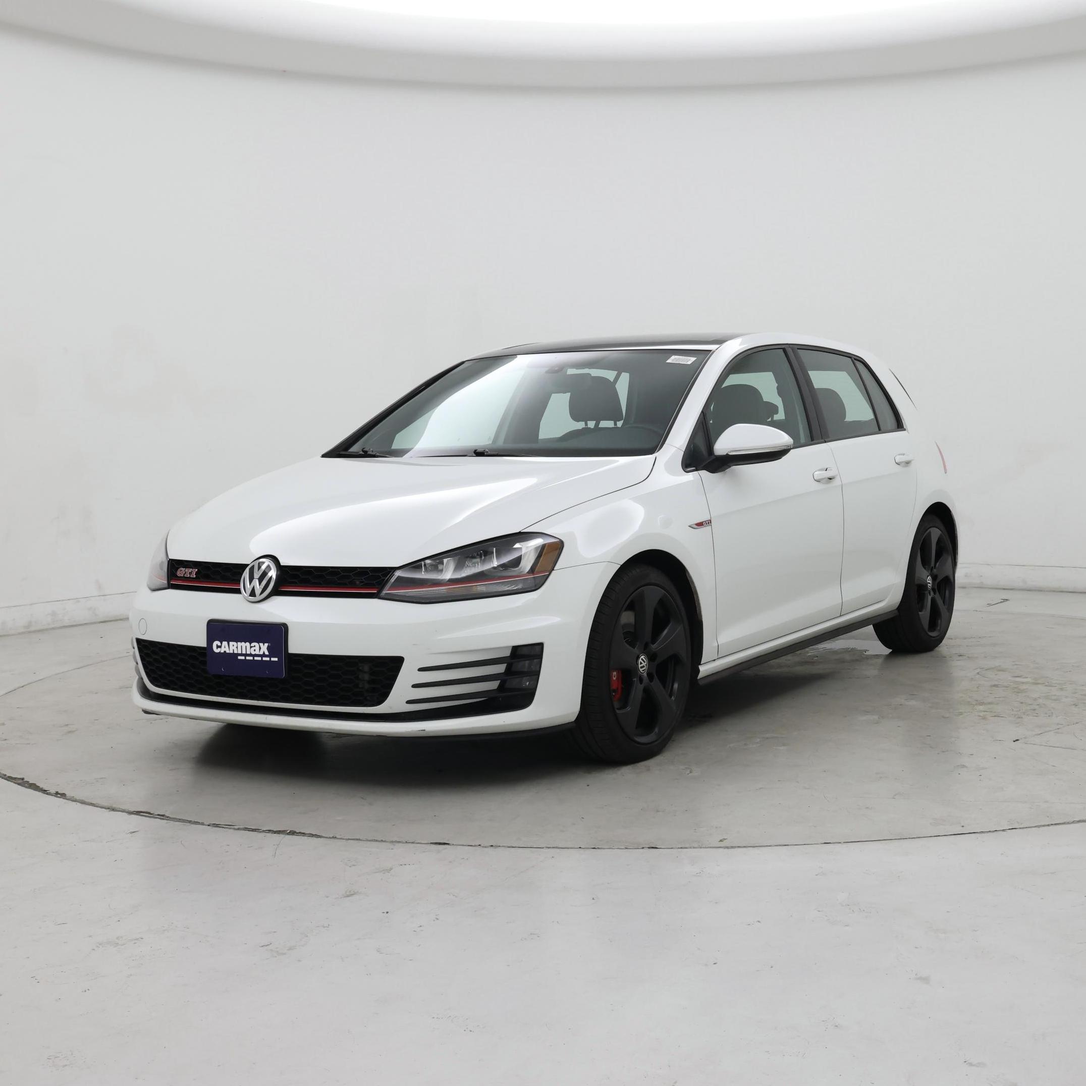Thumbnail: 2017 Volkswagen Golf - 4