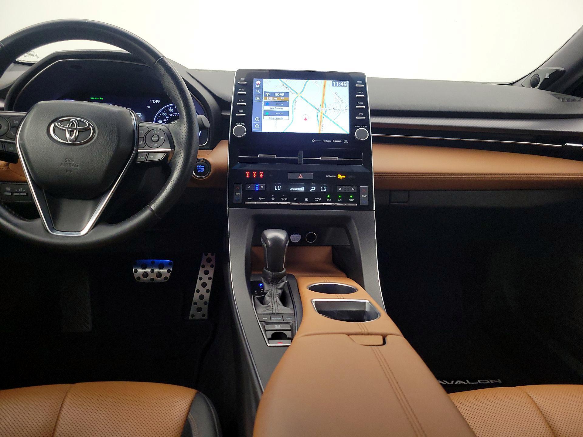 Thumbnail: 2021 Toyota Avalon - 9