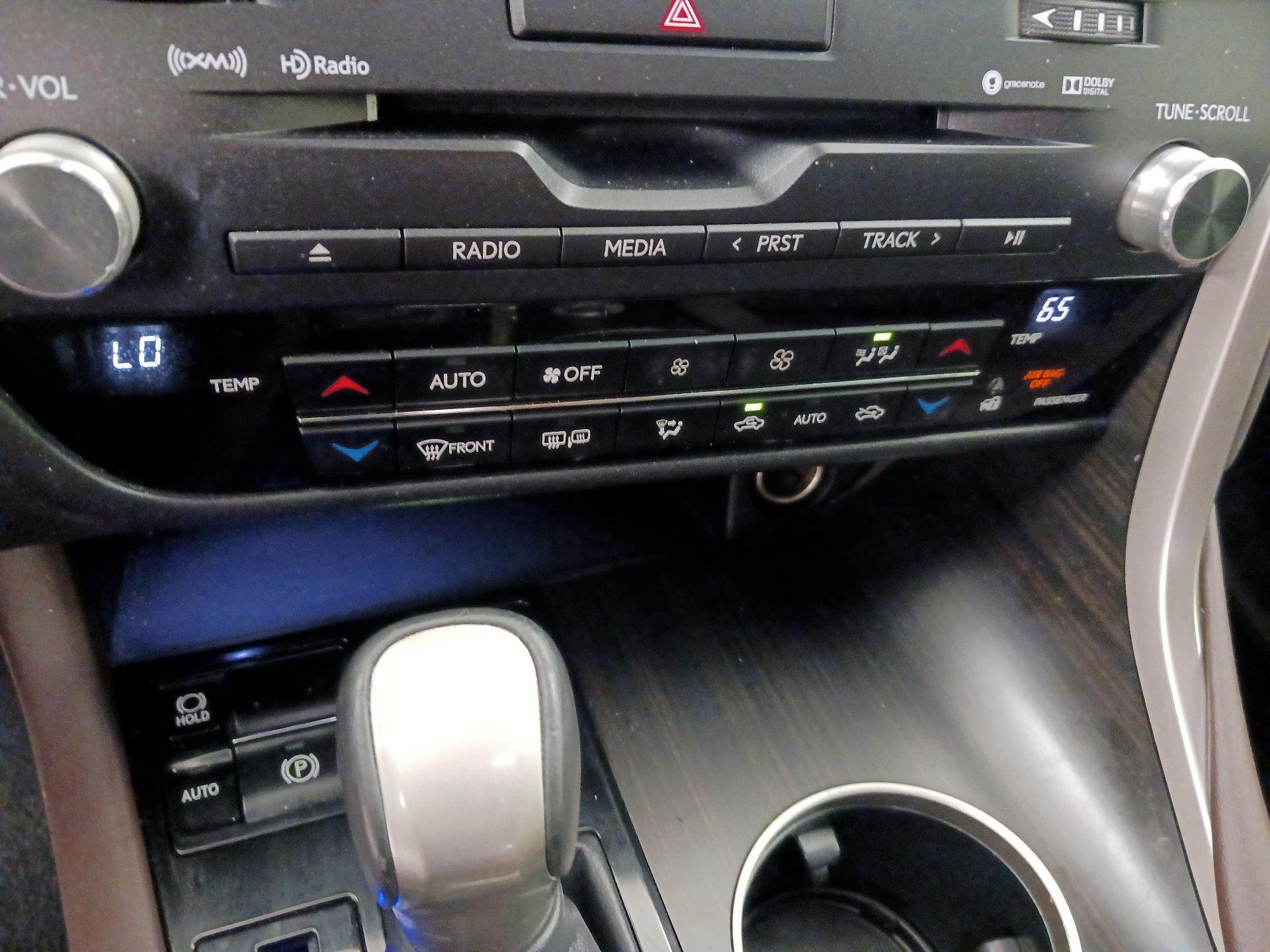 Thumbnail: 2016 Lexus RX - 17