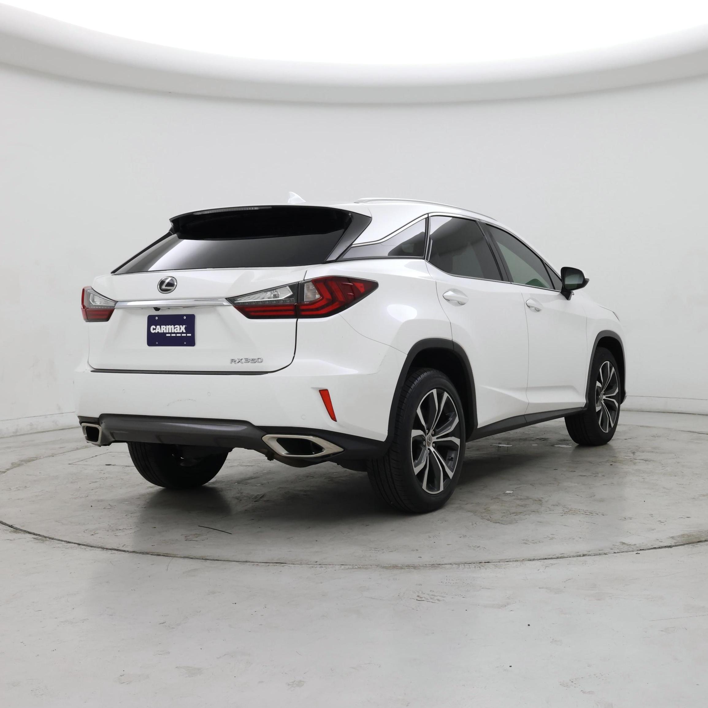 Thumbnail: 2016 Lexus RX - 8