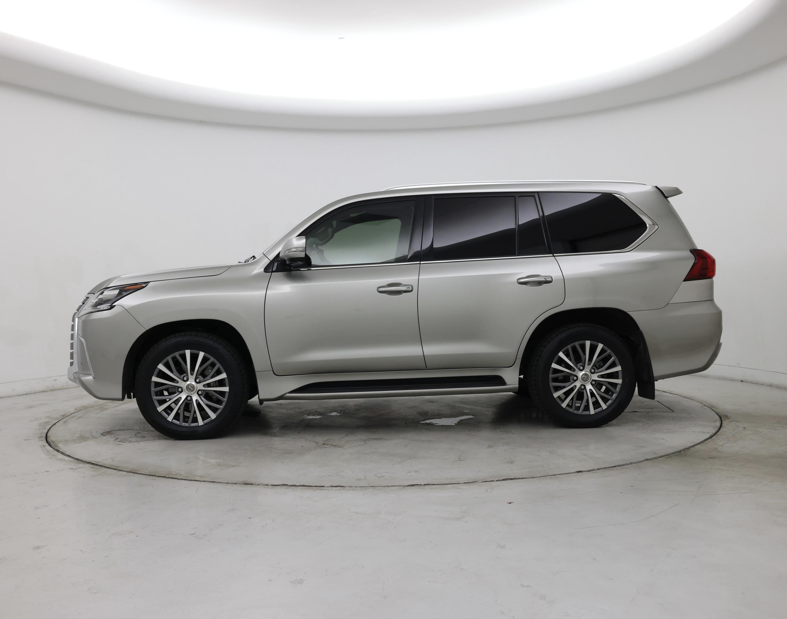 Thumbnail: 2021 Lexus LX - 3