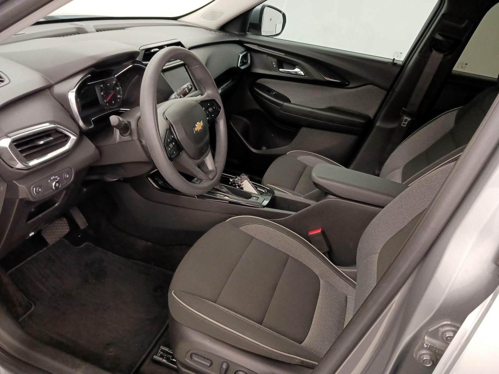 2023 Chevrolet TrailBlazer LT - Photo 12