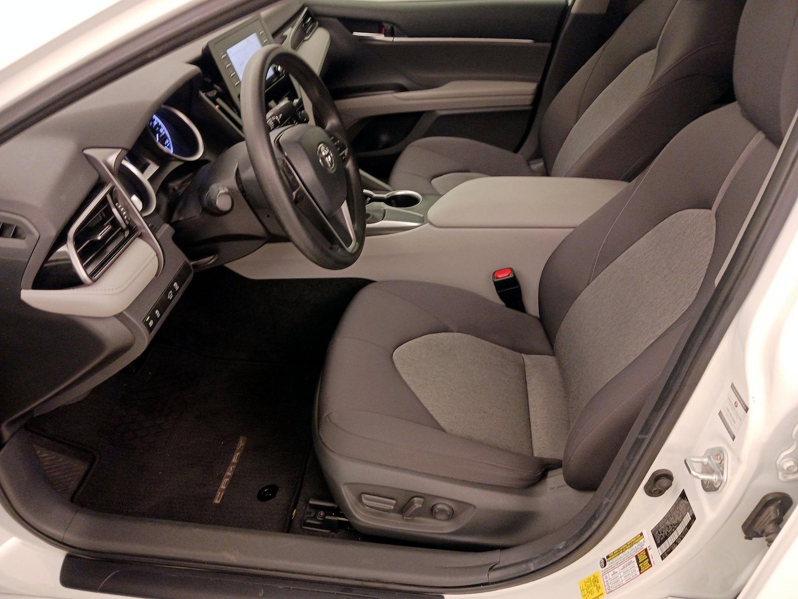 Power Seat(s) & Side Airbags