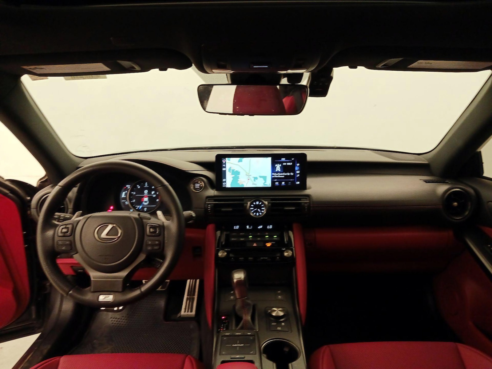 2023 Lexus IS 350 F SPORT - Photo 10