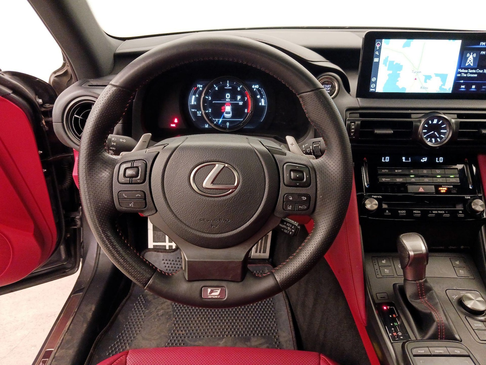 2023 Lexus IS 350 F SPORT - Photo 11