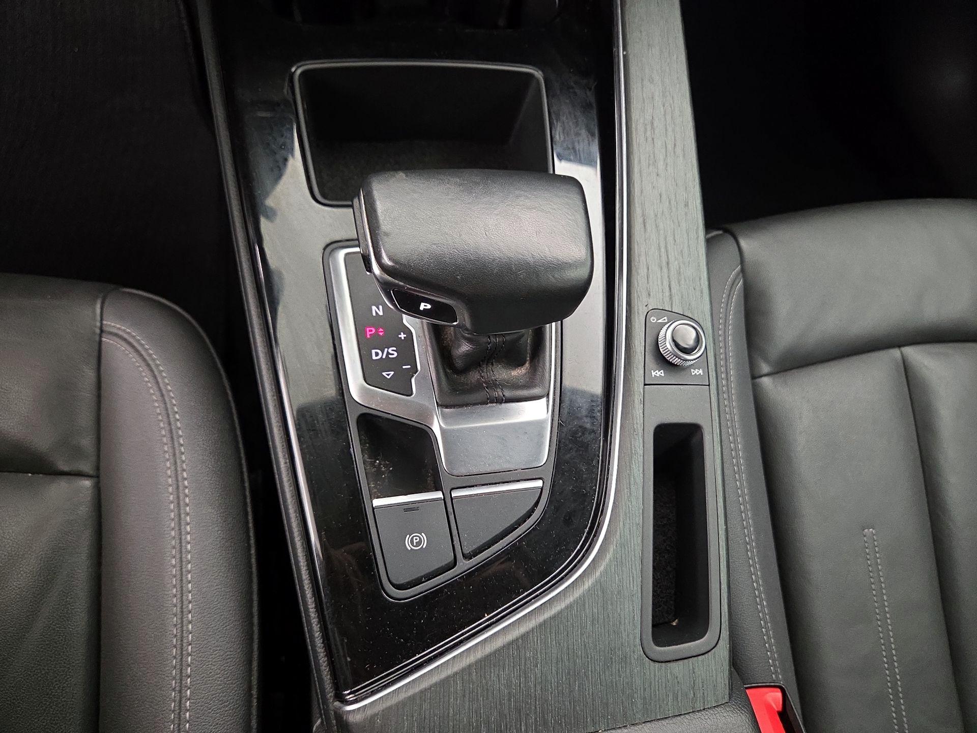 Thumbnail: 2021 Audi A4 - 17