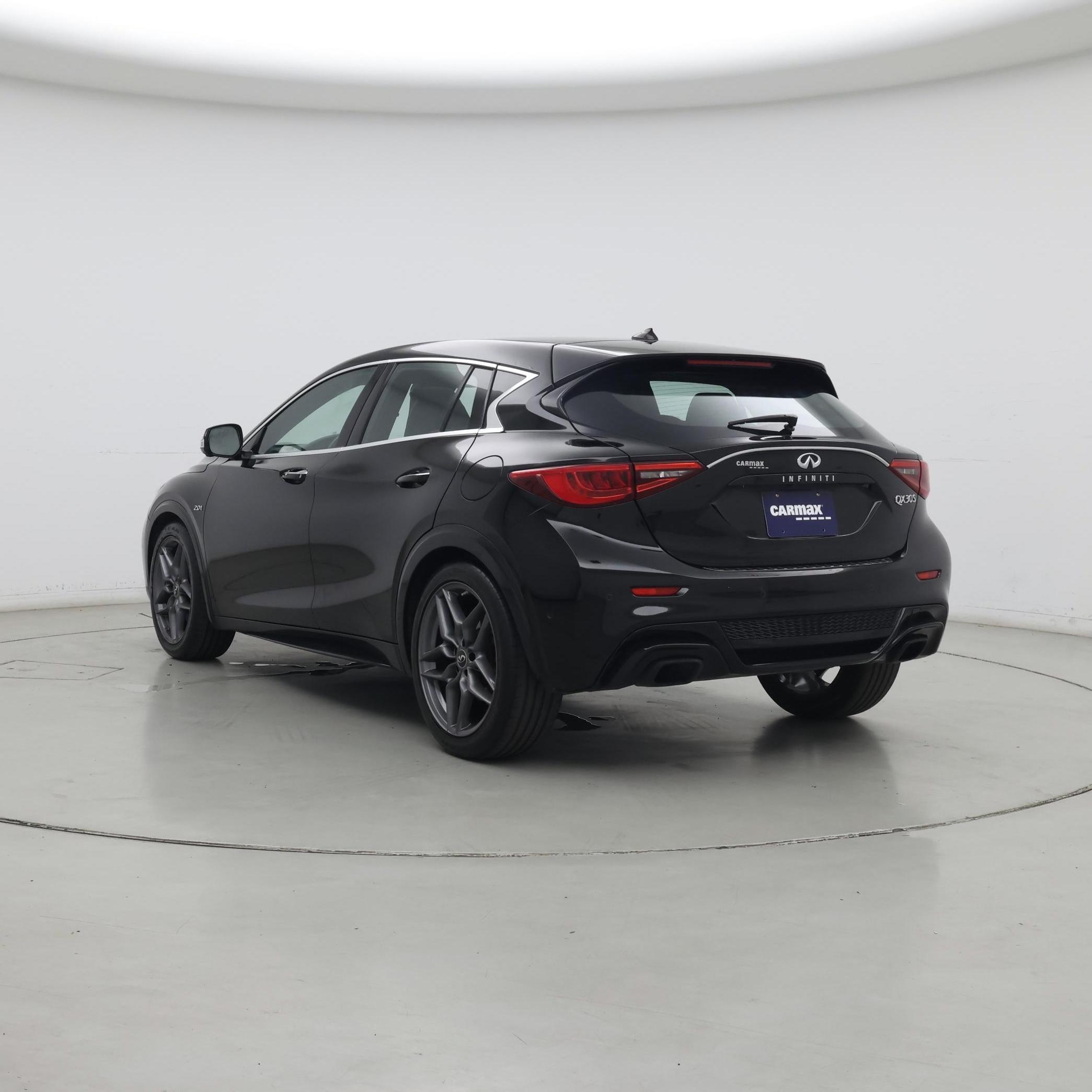 Thumbnail: 2018 INFINITI QX30 - 2