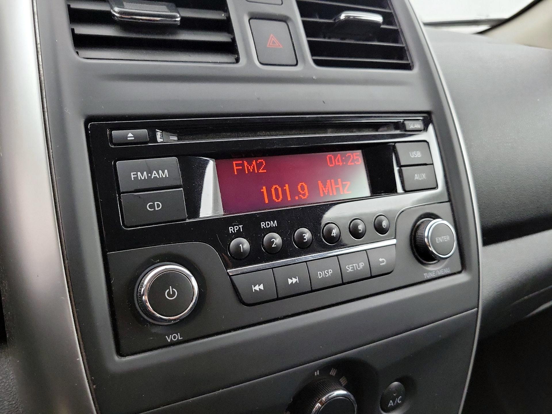 Thumbnail: 2016 Nissan Versa - 14