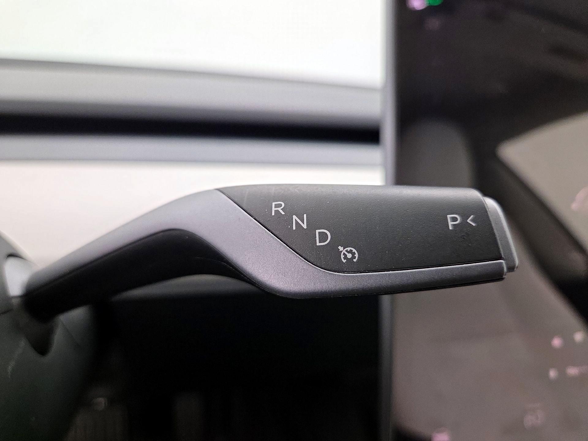 Thumbnail: 2023 Tesla Model 3 - 17