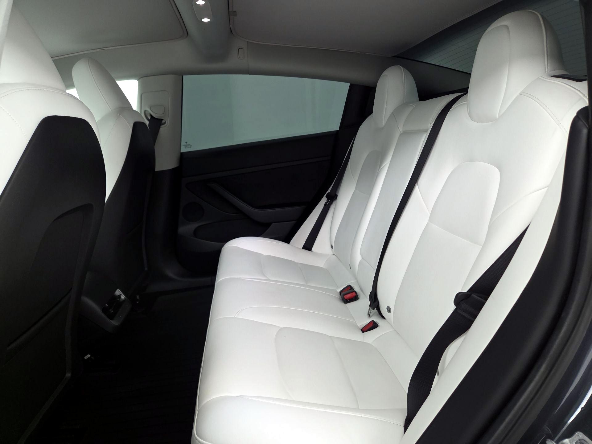 Thumbnail: 2023 Tesla Model 3 - 20