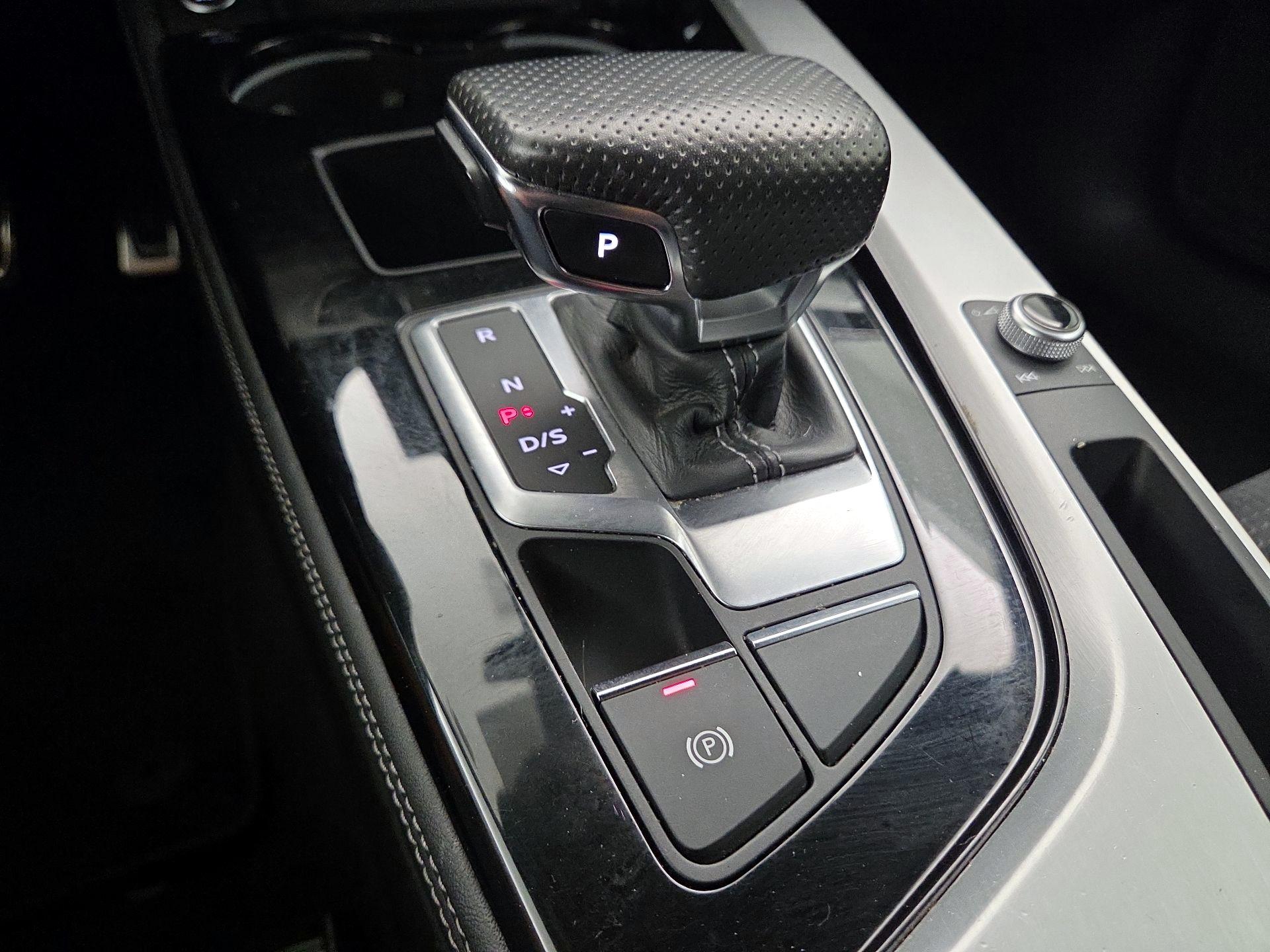 Thumbnail: 2022 Audi A5 - 17