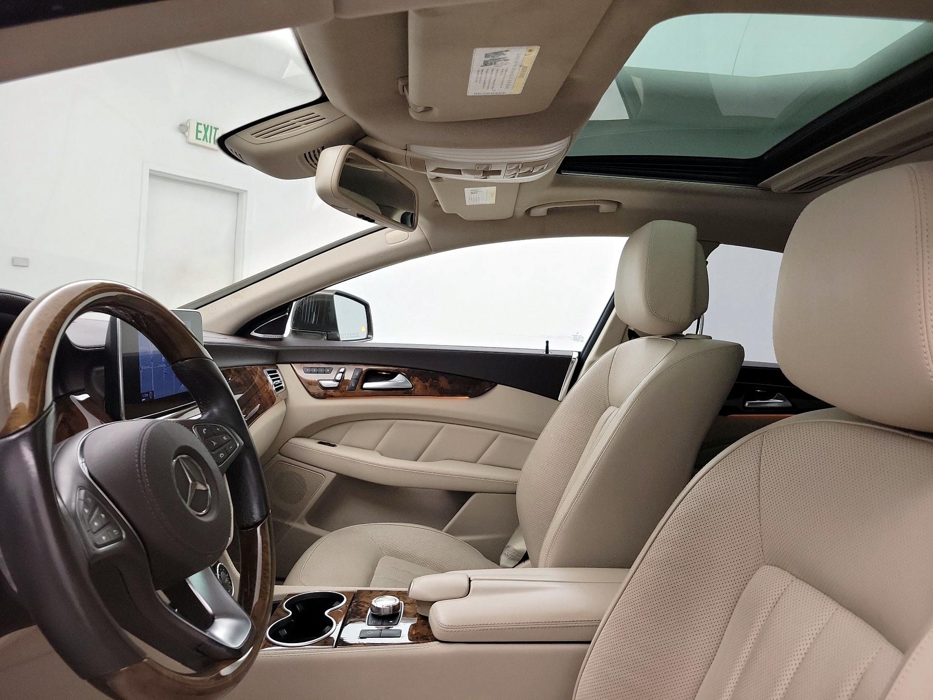 Thumbnail: 2015 Mercedes-Benz CLS - 20