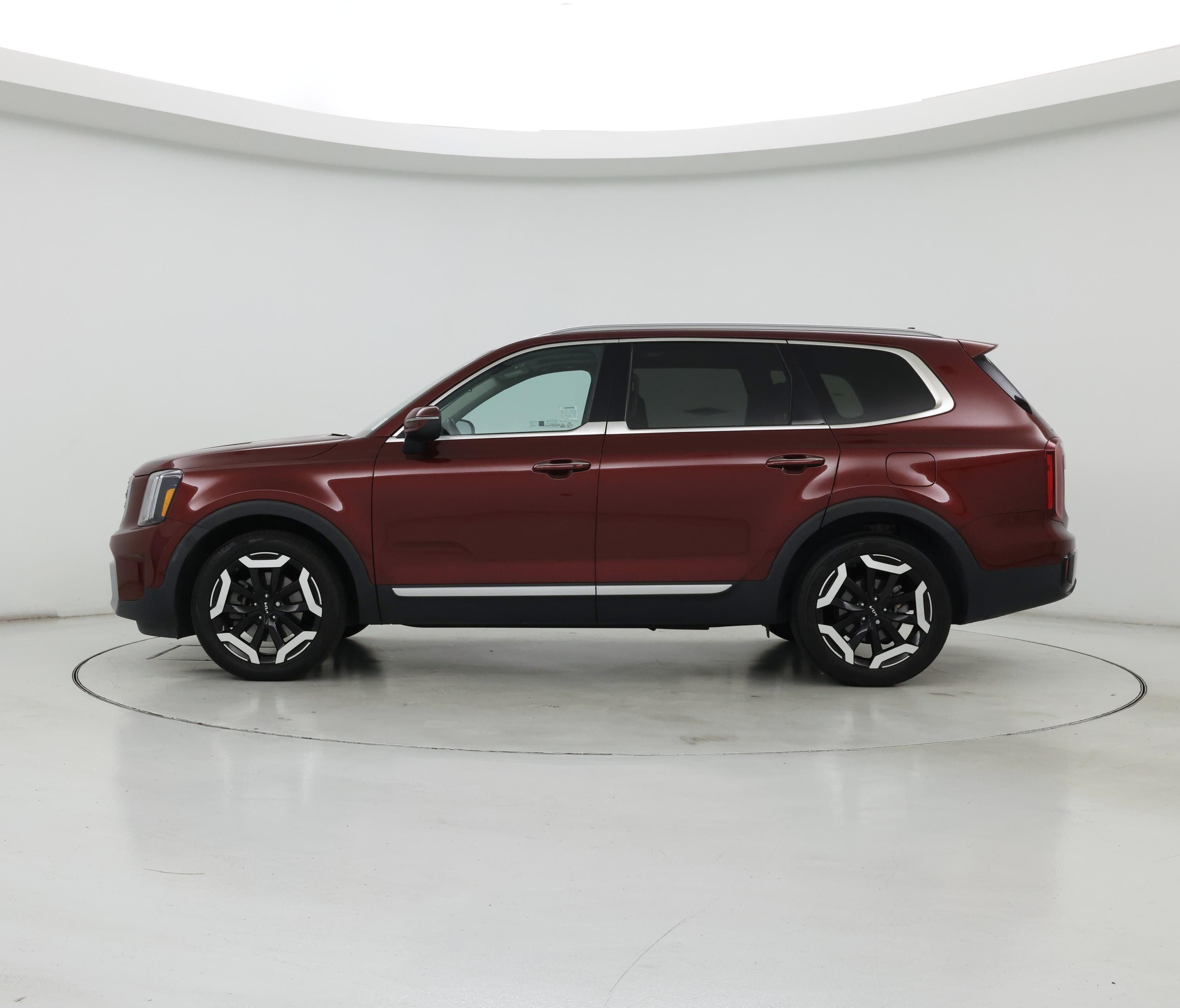 Thumbnail: 2023 Kia Telluride - 3
