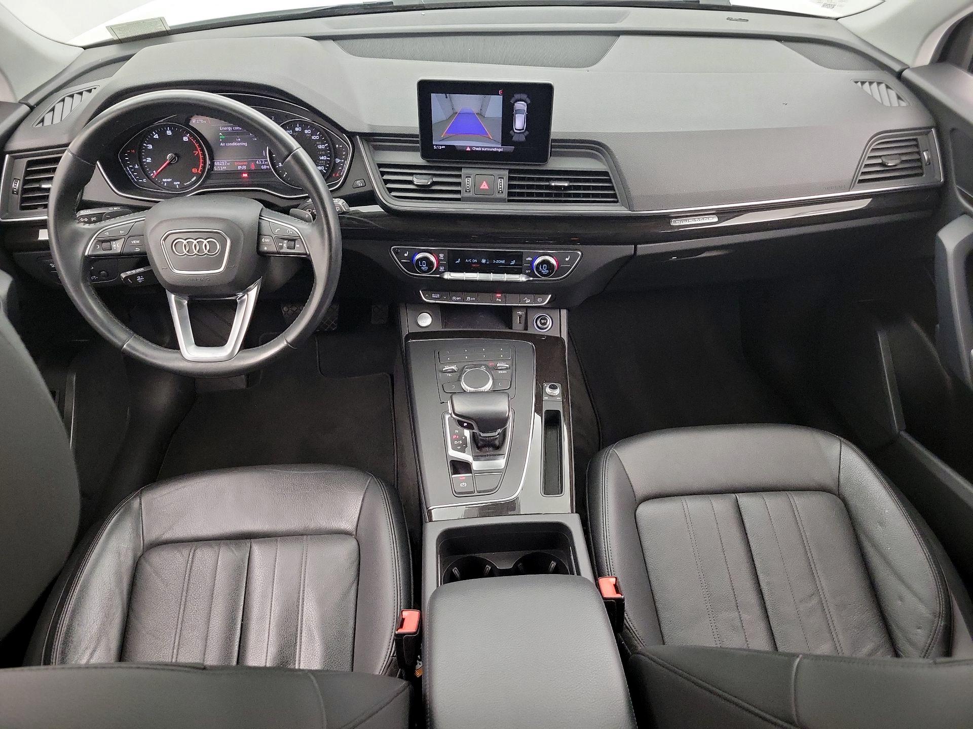 Thumbnail: 2020 Audi Q5 - 9