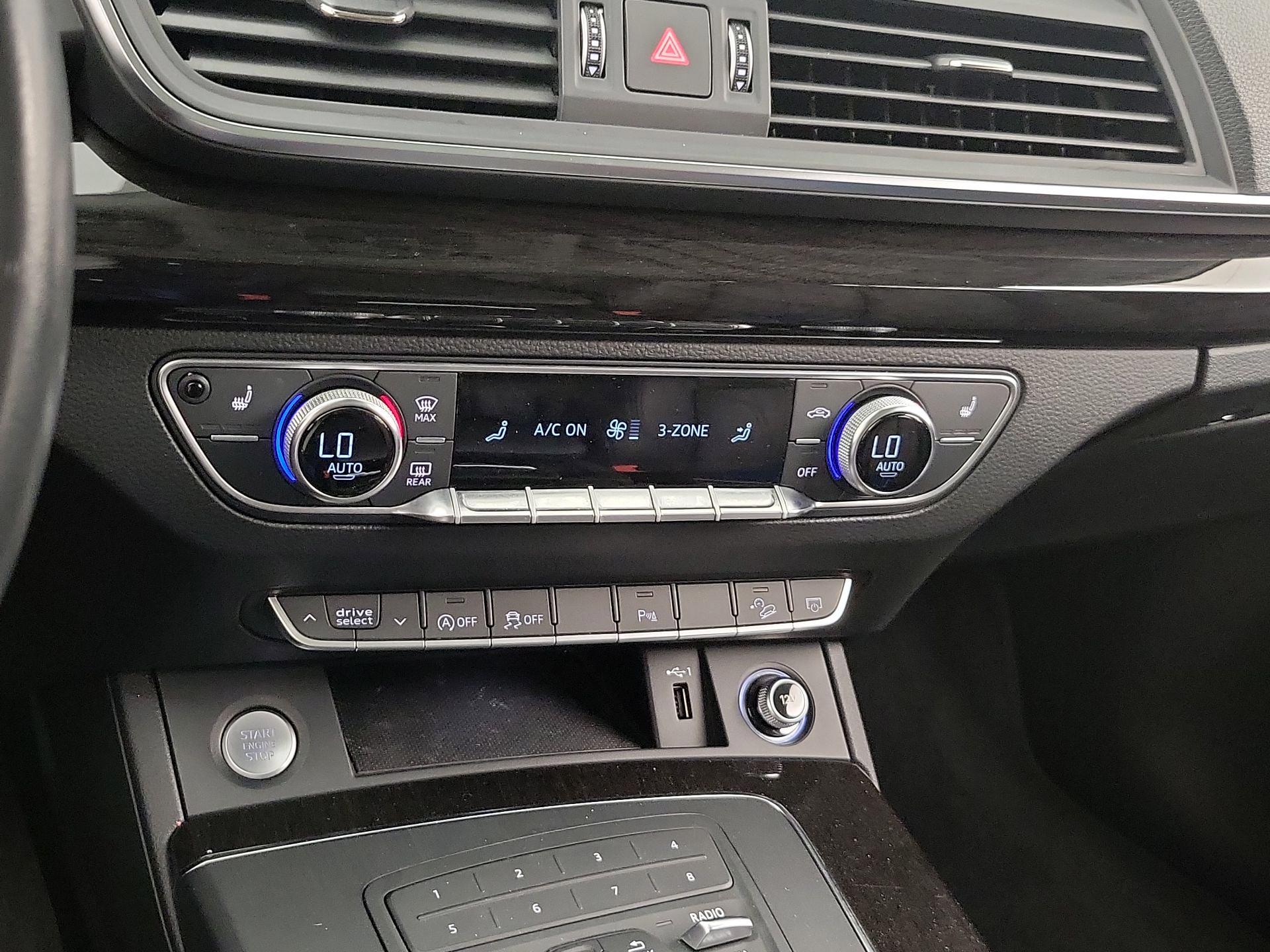 Thumbnail: 2020 Audi Q5 - 16