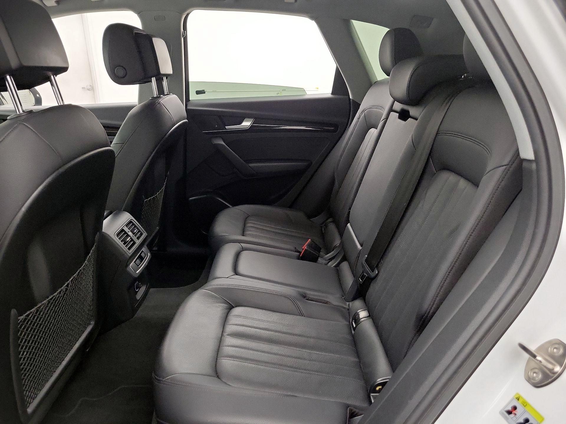 Thumbnail: 2020 Audi Q5 - 20