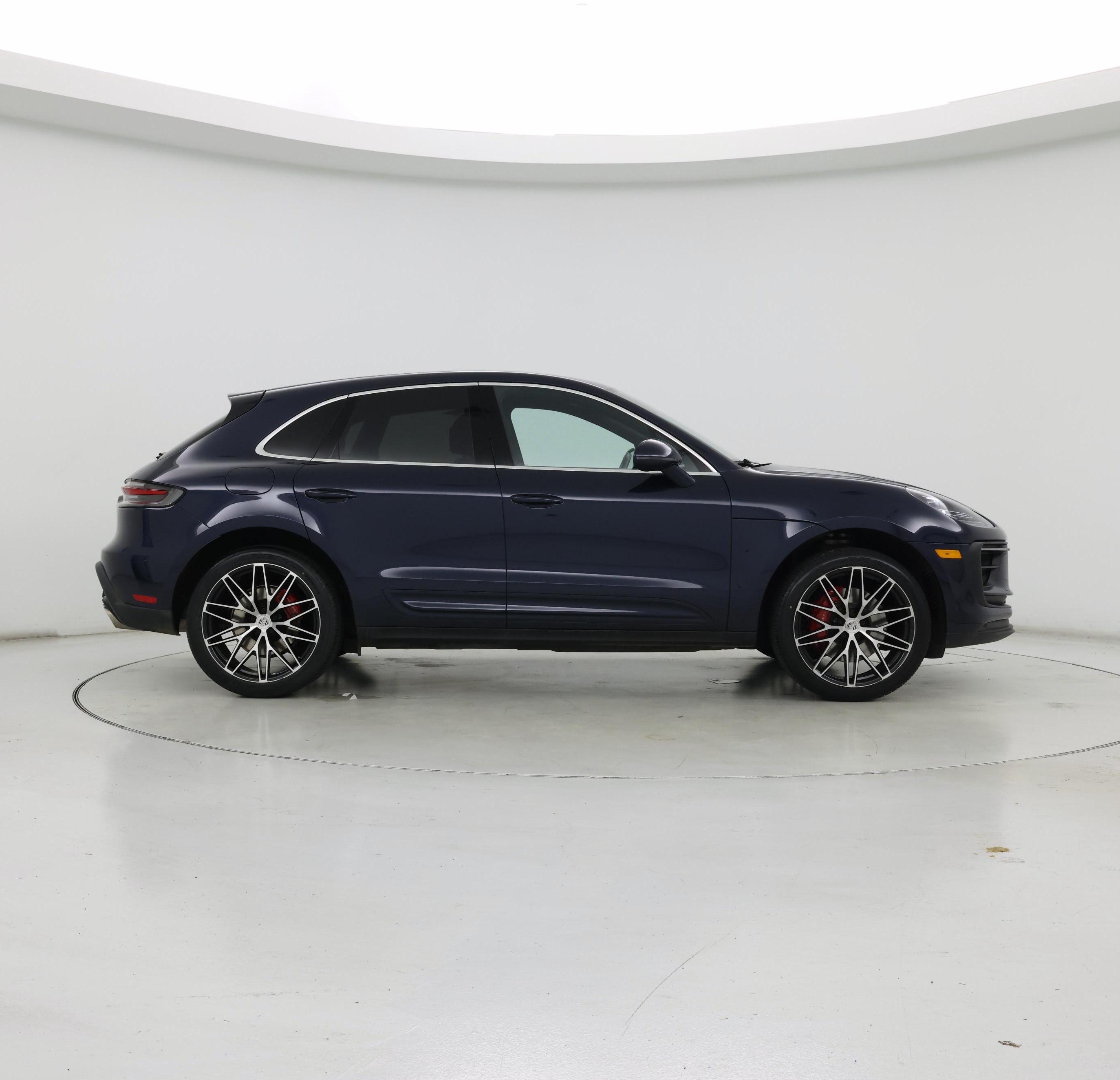 Thumbnail: 2023 Porsche Macan - 7