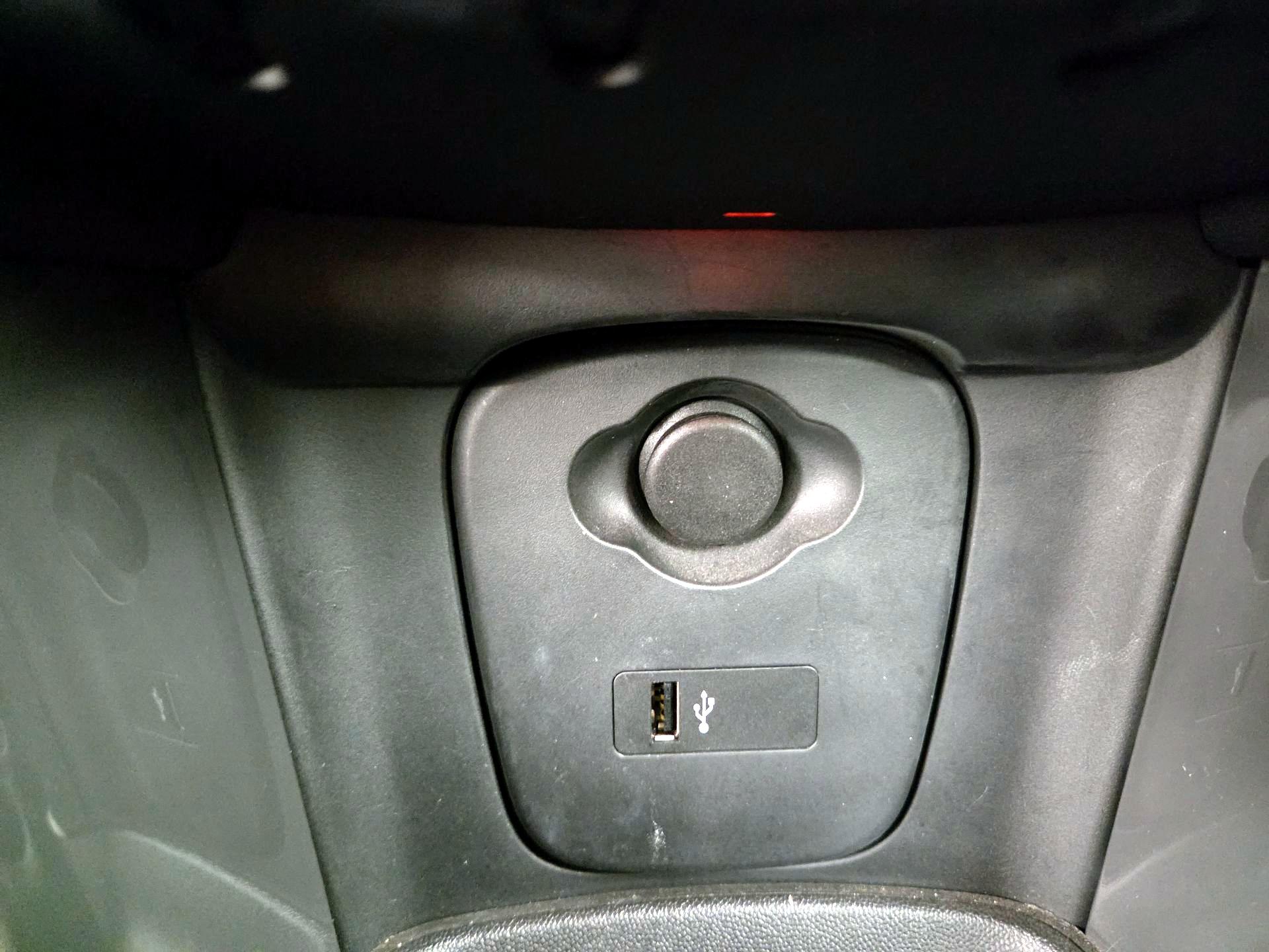 Thumbnail: 2020 MINI Cooper - 18