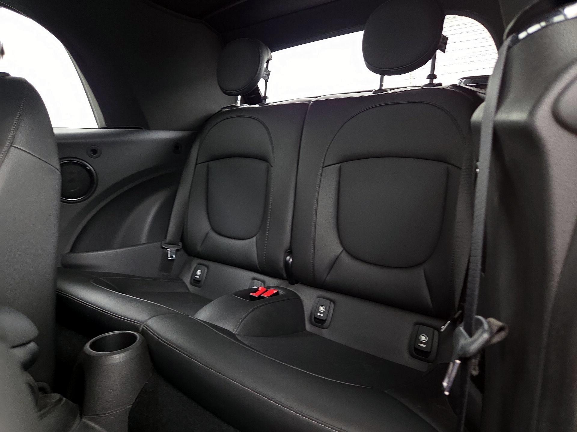 Thumbnail: 2020 MINI Cooper - 19