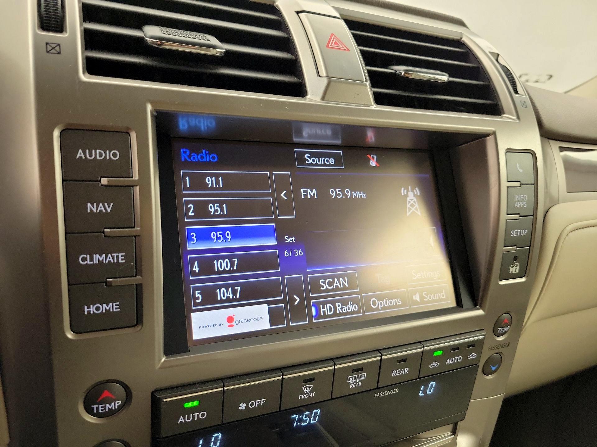 Thumbnail: 2016 Lexus GX - 16