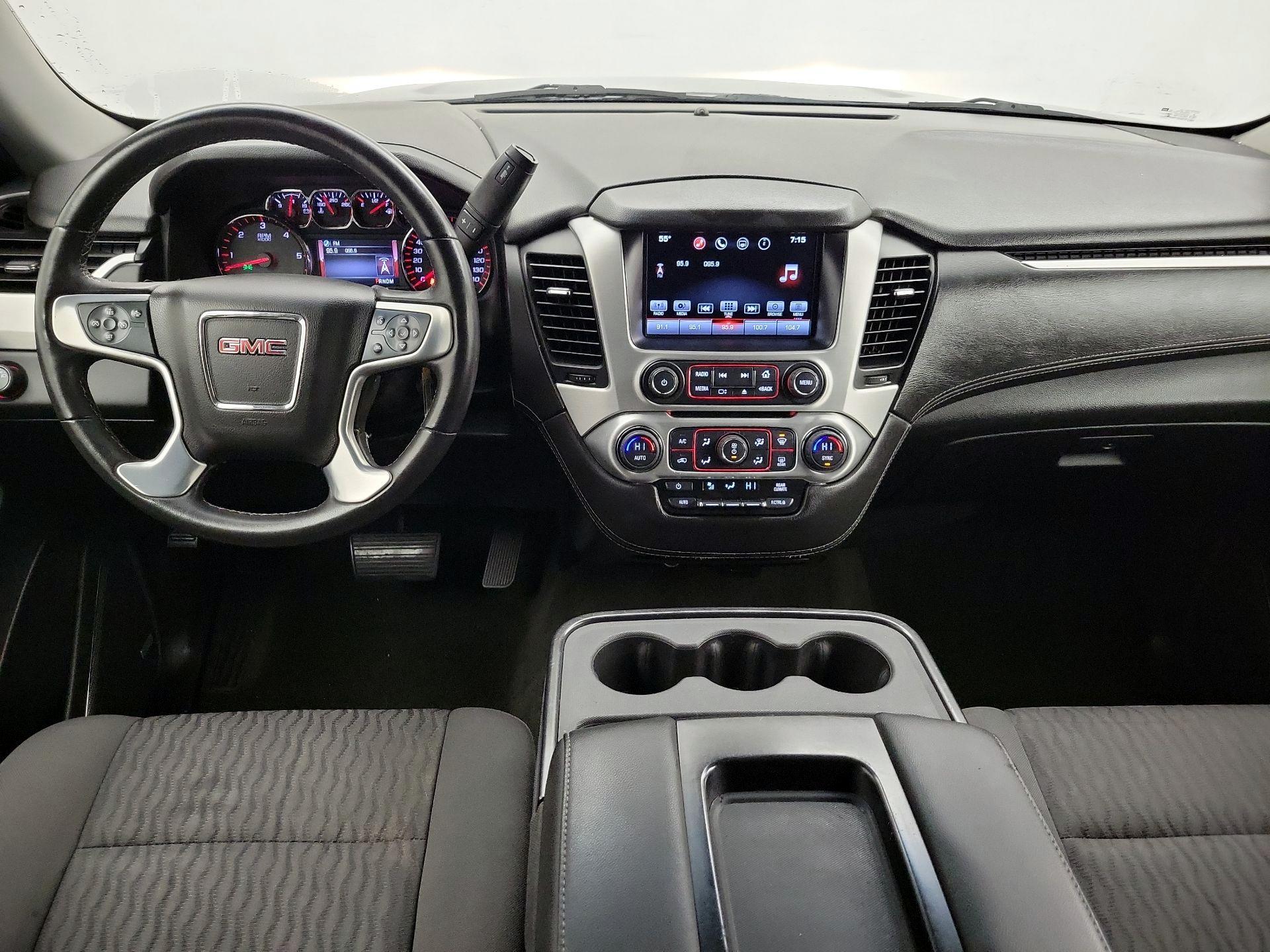 Thumbnail: 2016 GMC Yukon XL - 9