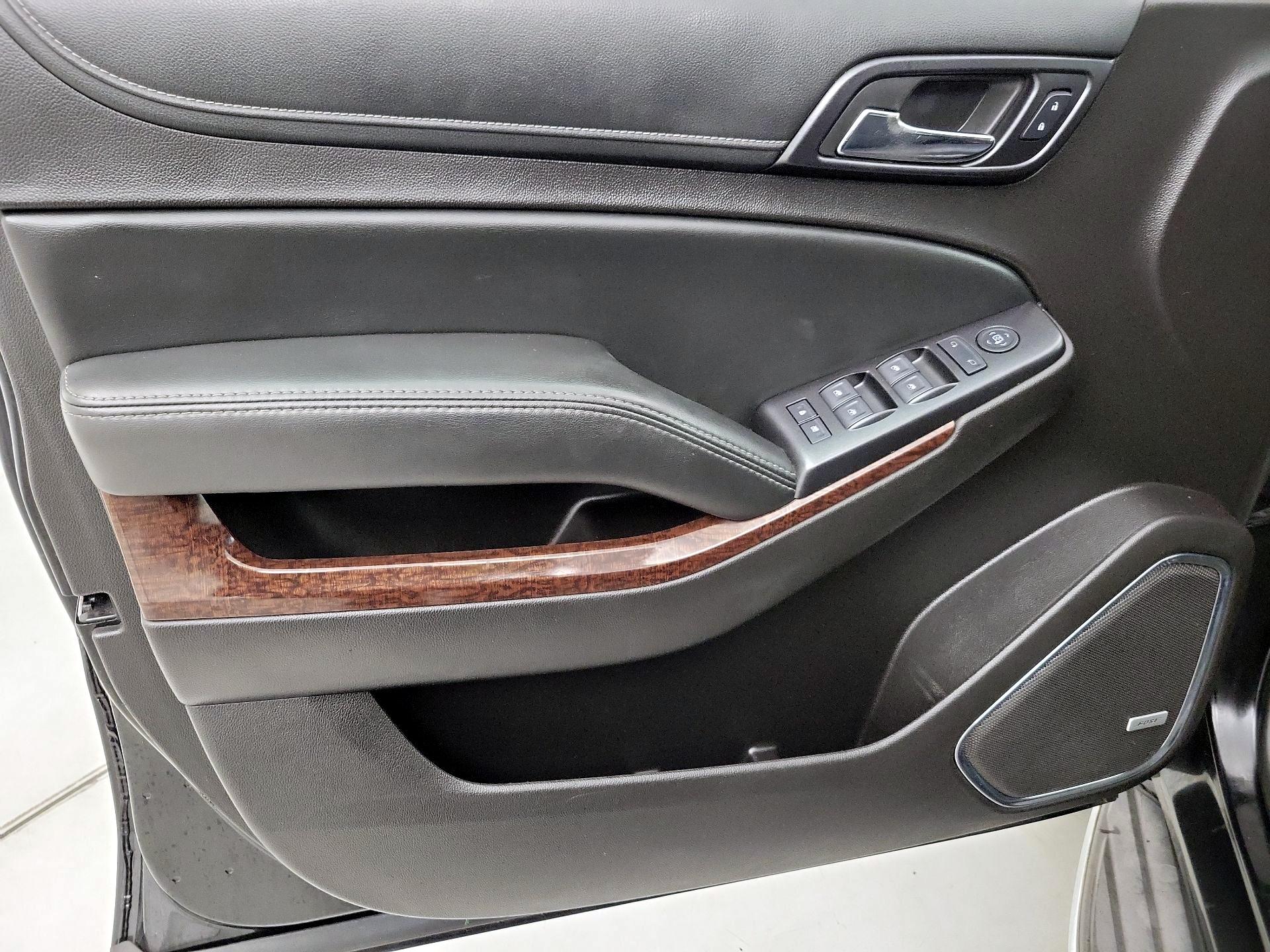 Thumbnail: 2016 GMC Yukon XL - 12