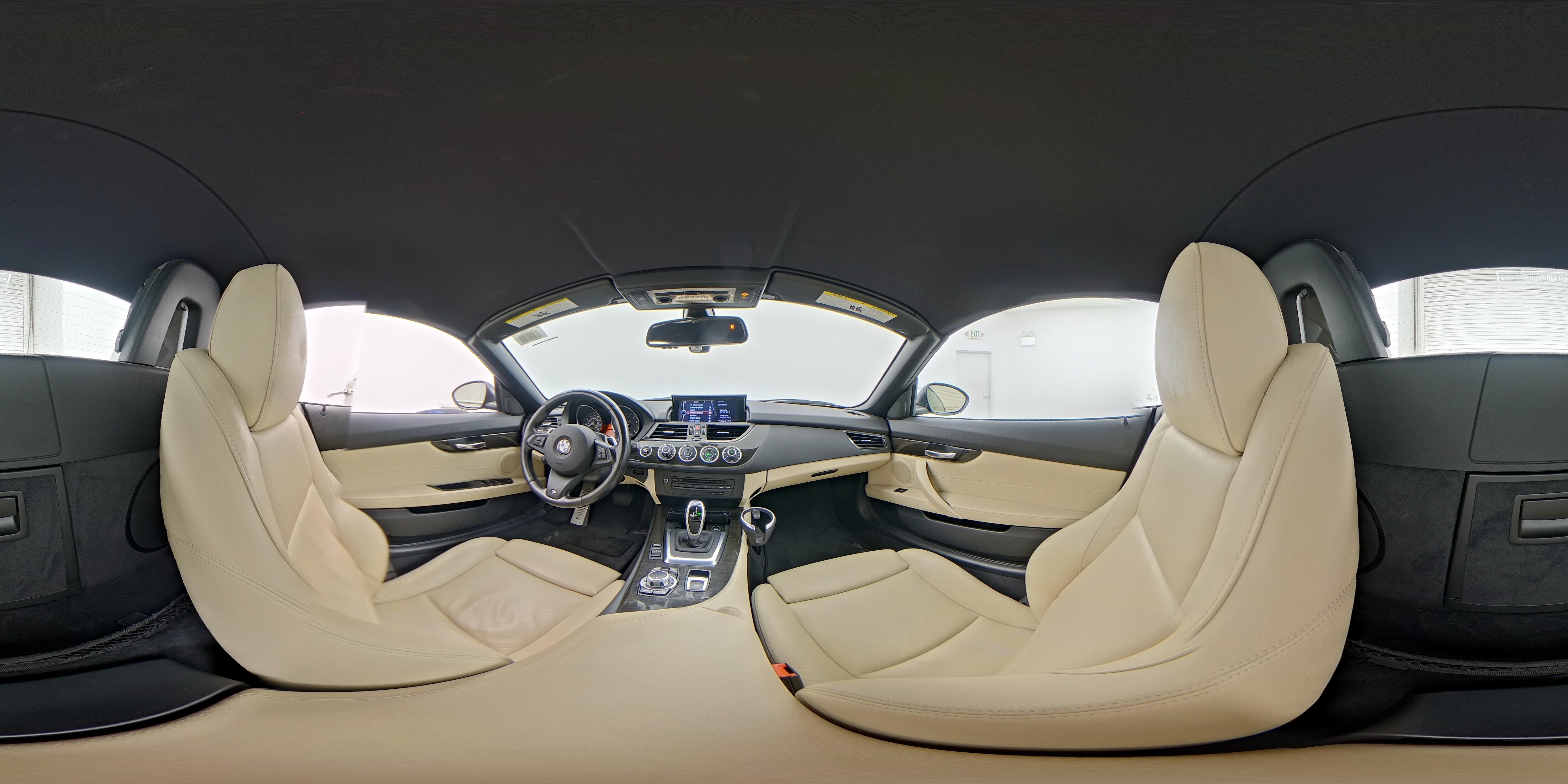 2016 BMW Z4 sDrive28i - Photo 24