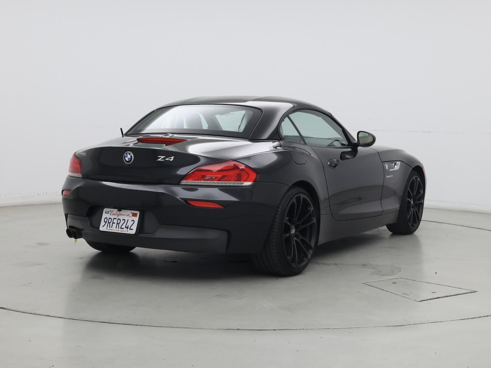 2016 BMW Z4 sDrive28i - Photo 9