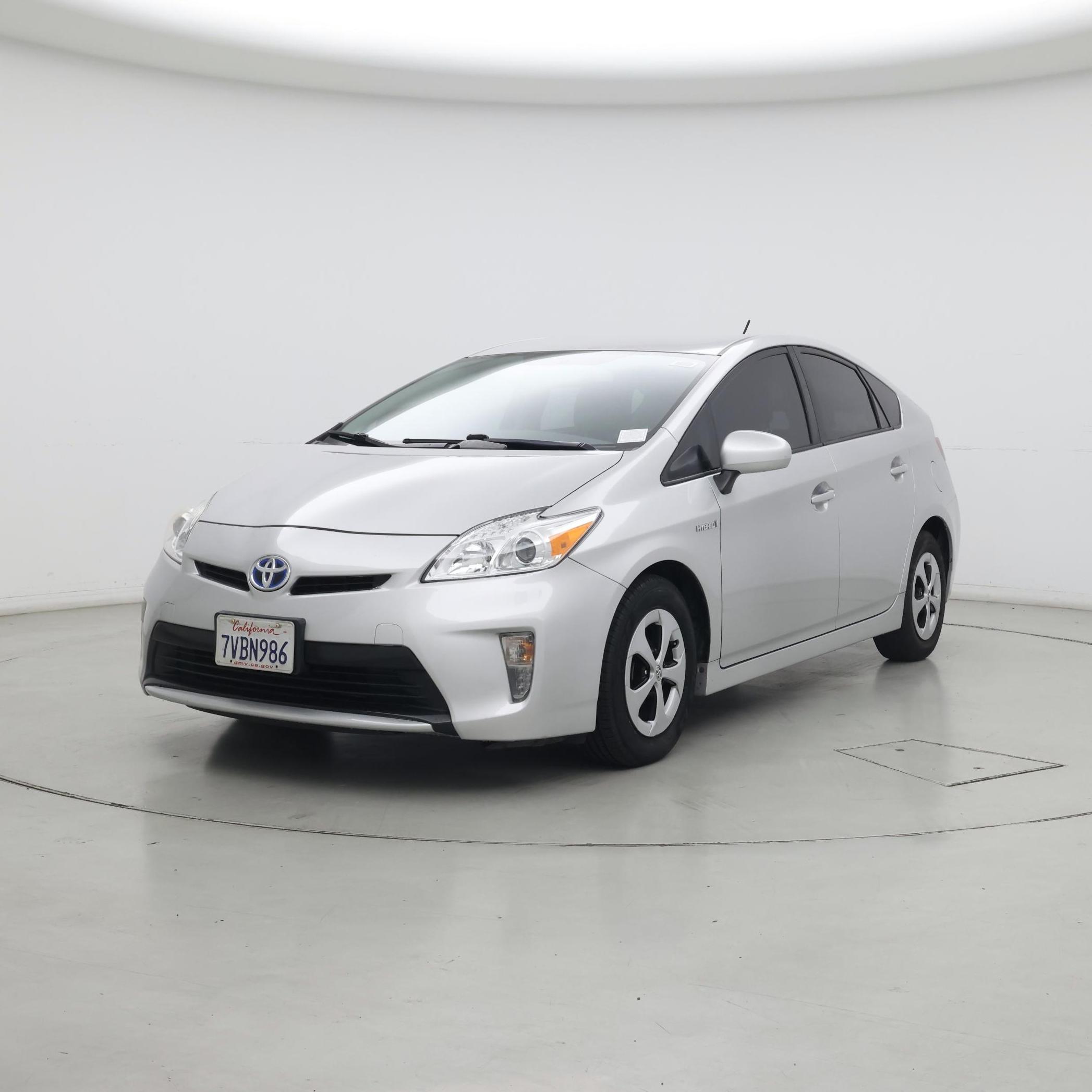 Thumbnail: 2014 Toyota Prius - 4