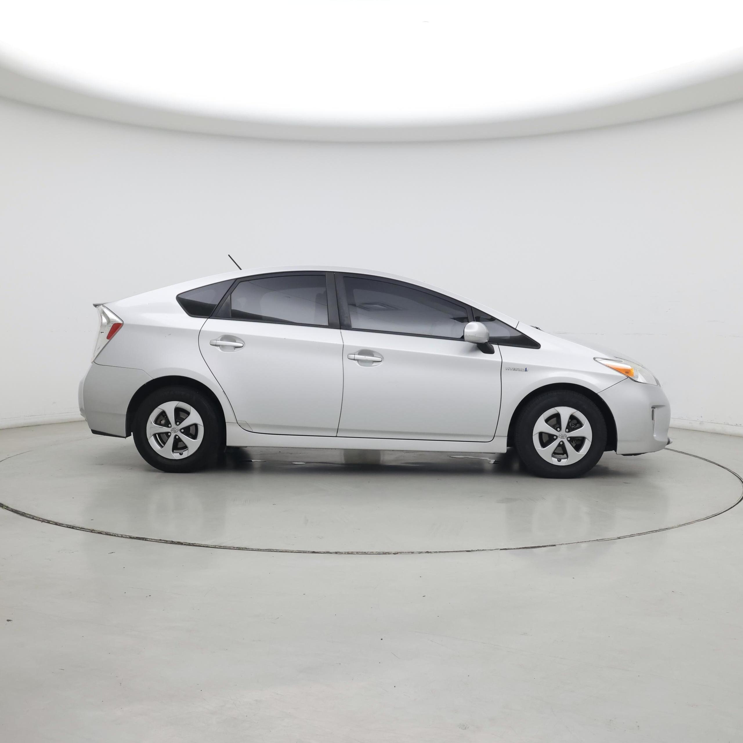 Thumbnail: 2014 Toyota Prius - 7