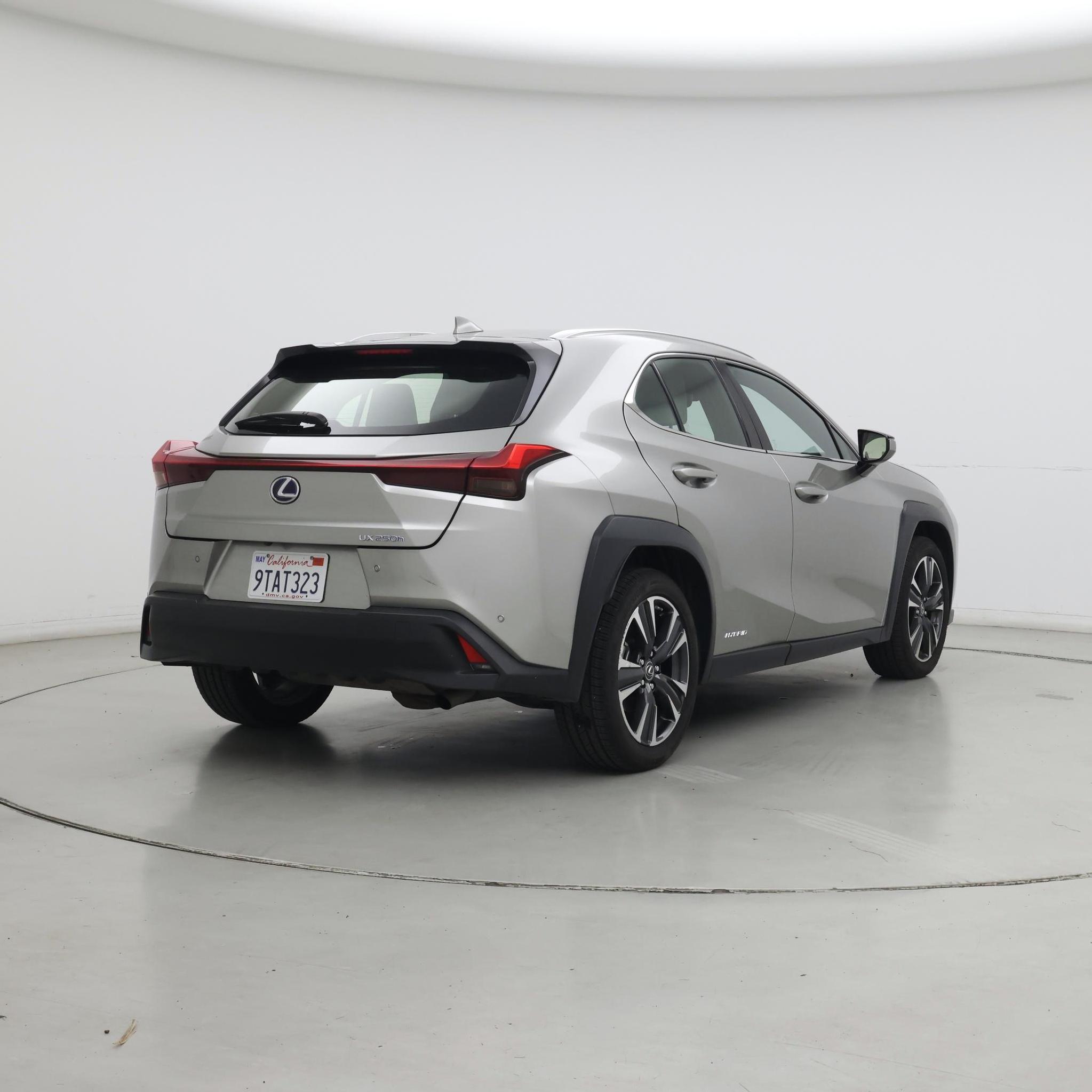 Thumbnail: 2019 Lexus UX - 8