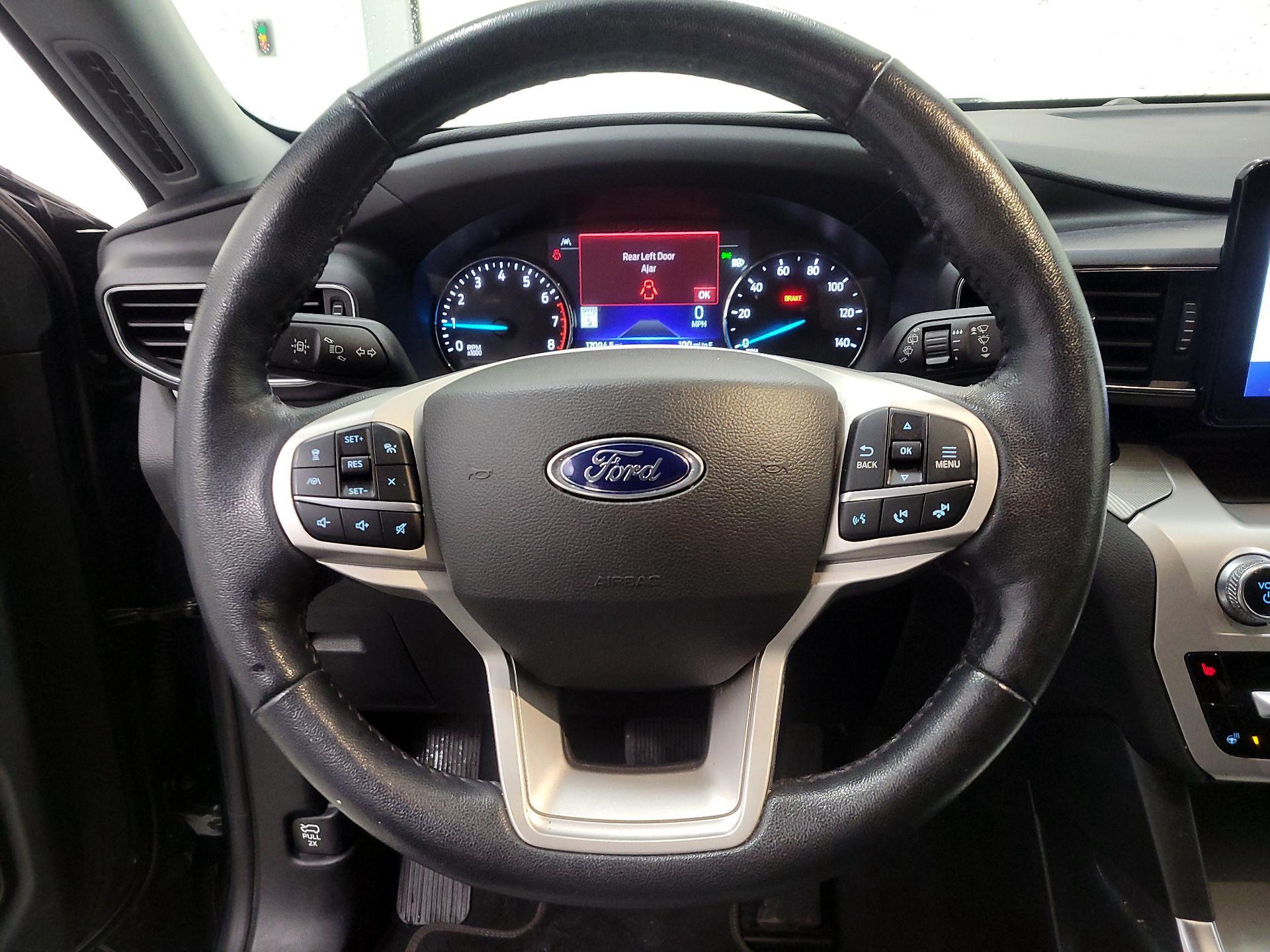 Thumbnail: 2022 Ford Explorer - 10