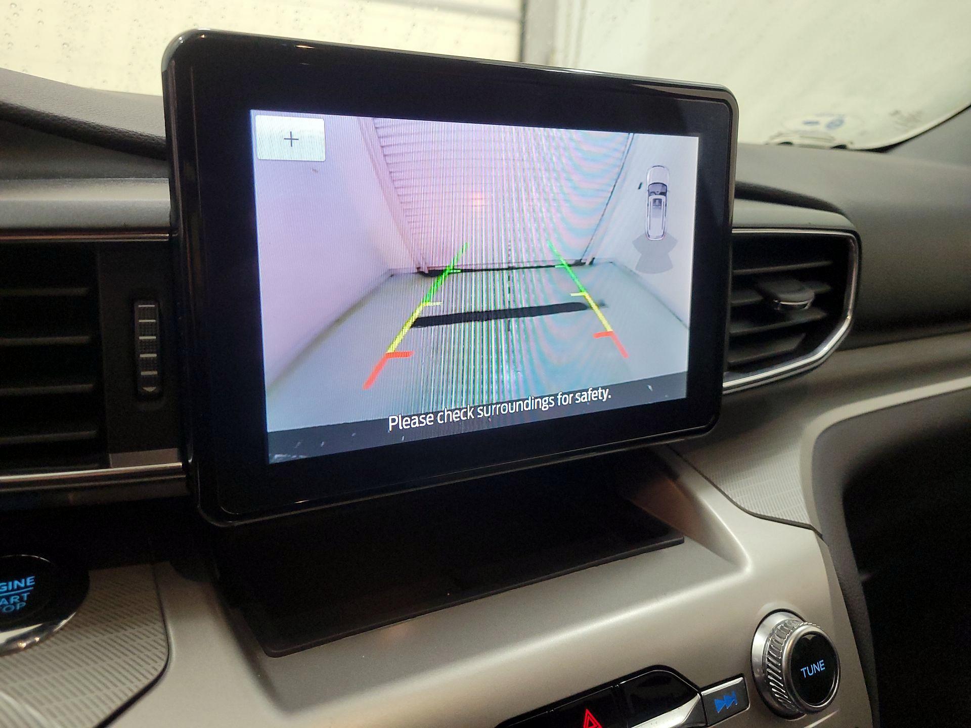 Thumbnail: 2022 Ford Explorer - 14