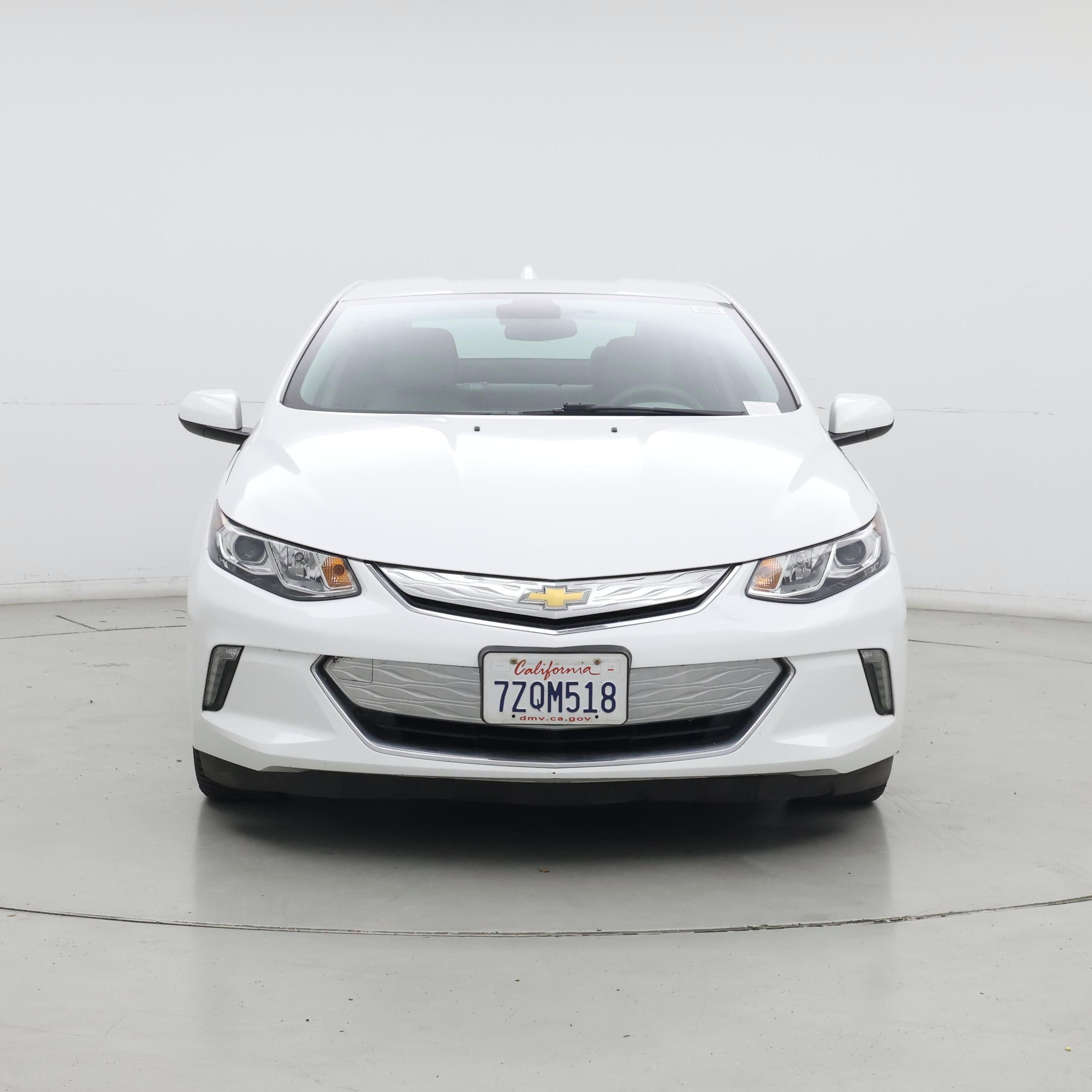Thumbnail: 2017 Chevrolet Volt - 5